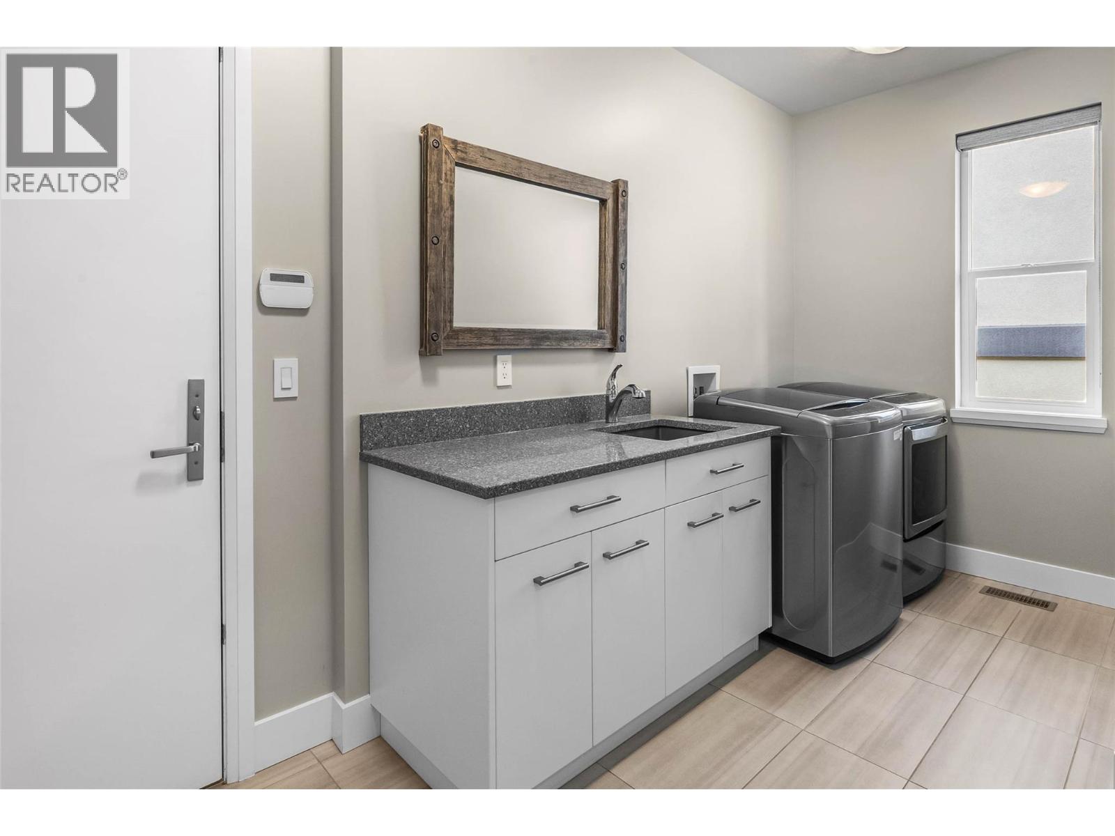 1766 Galore Place, Kamloops, British Columbia  V2E 0A7 - Photo 24 - 10401649