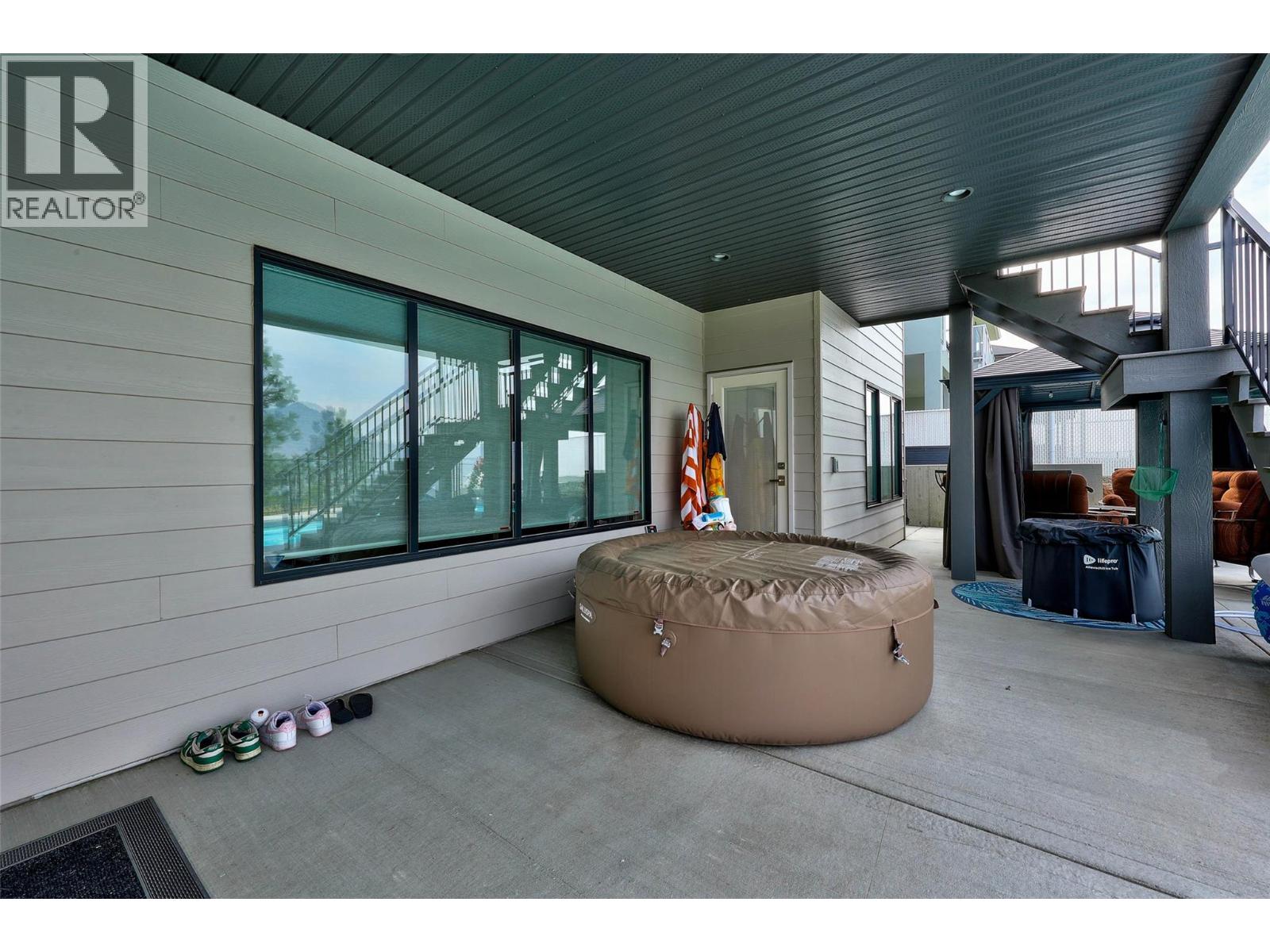 1766 Galore Place, Kamloops, British Columbia  V2E 0A7 - Photo 28 - 10401649