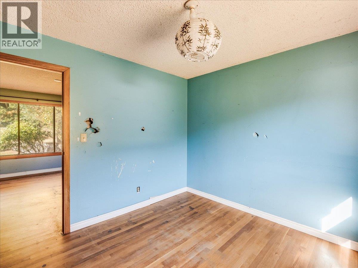 3168 Pass Creek Road, Crescent Valley, British Columbia  V0G 1H0 - Photo 18 - 10401618