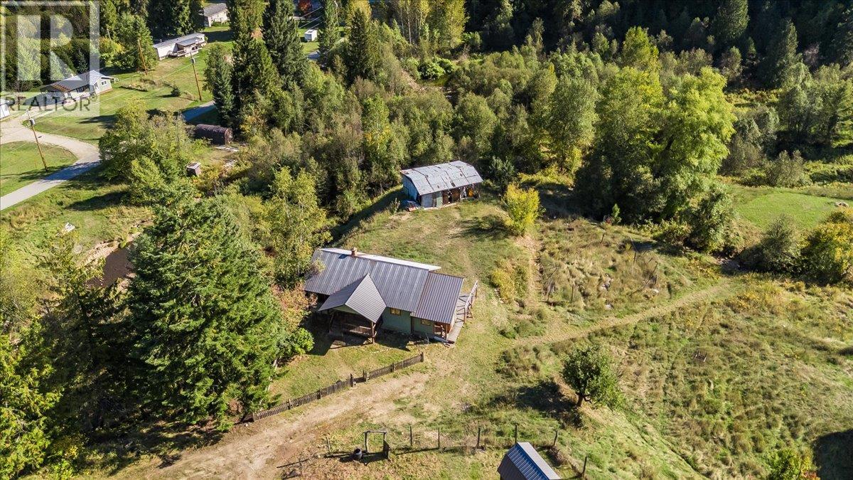 3168 Pass Creek Road, Crescent Valley, British Columbia  V0G 1H0 - Photo 28 - 10401618