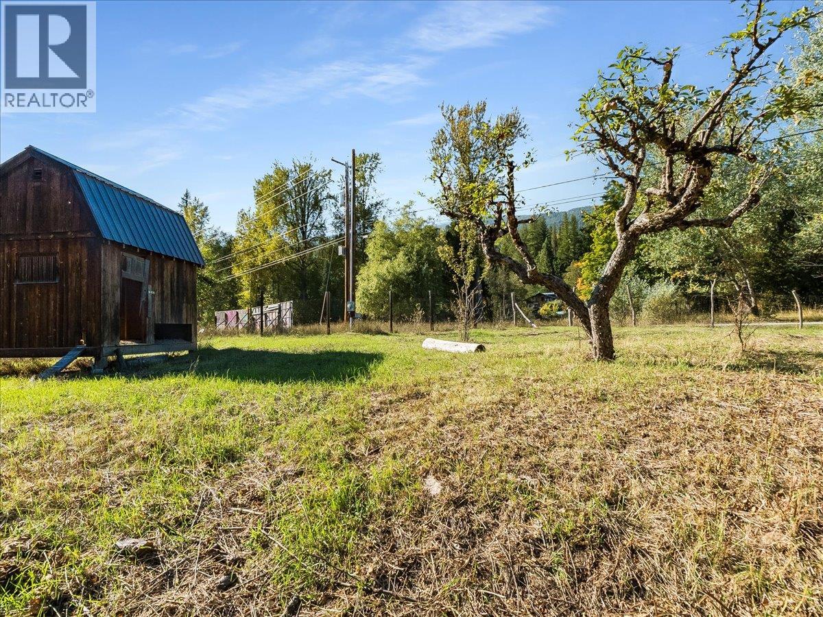 3168 Pass Creek Road, Crescent Valley, British Columbia  V0G 1H0 - Photo 44 - 10401618