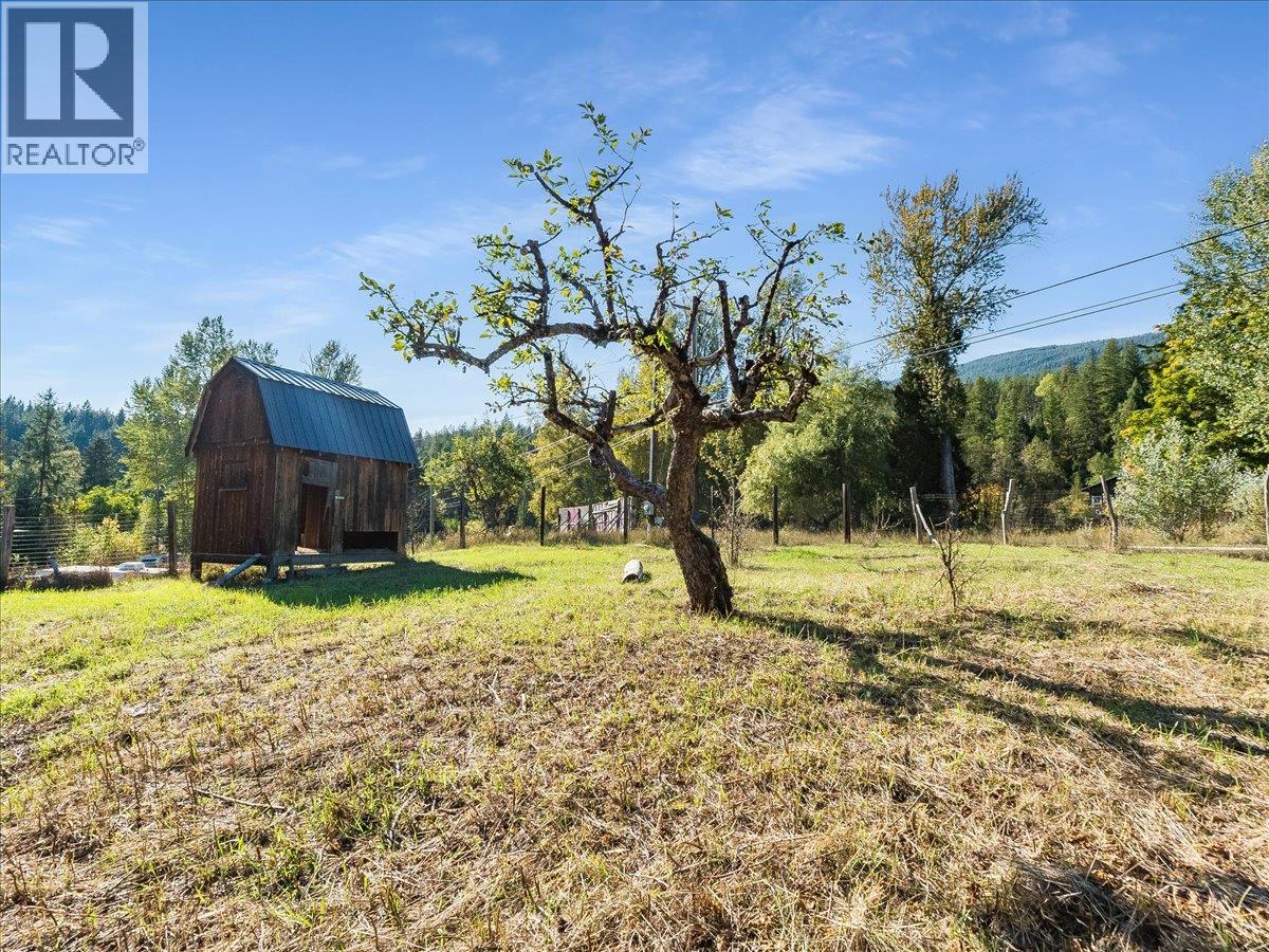 3168 Pass Creek Road, Crescent Valley, British Columbia  V0G 1H0 - Photo 45 - 10401618