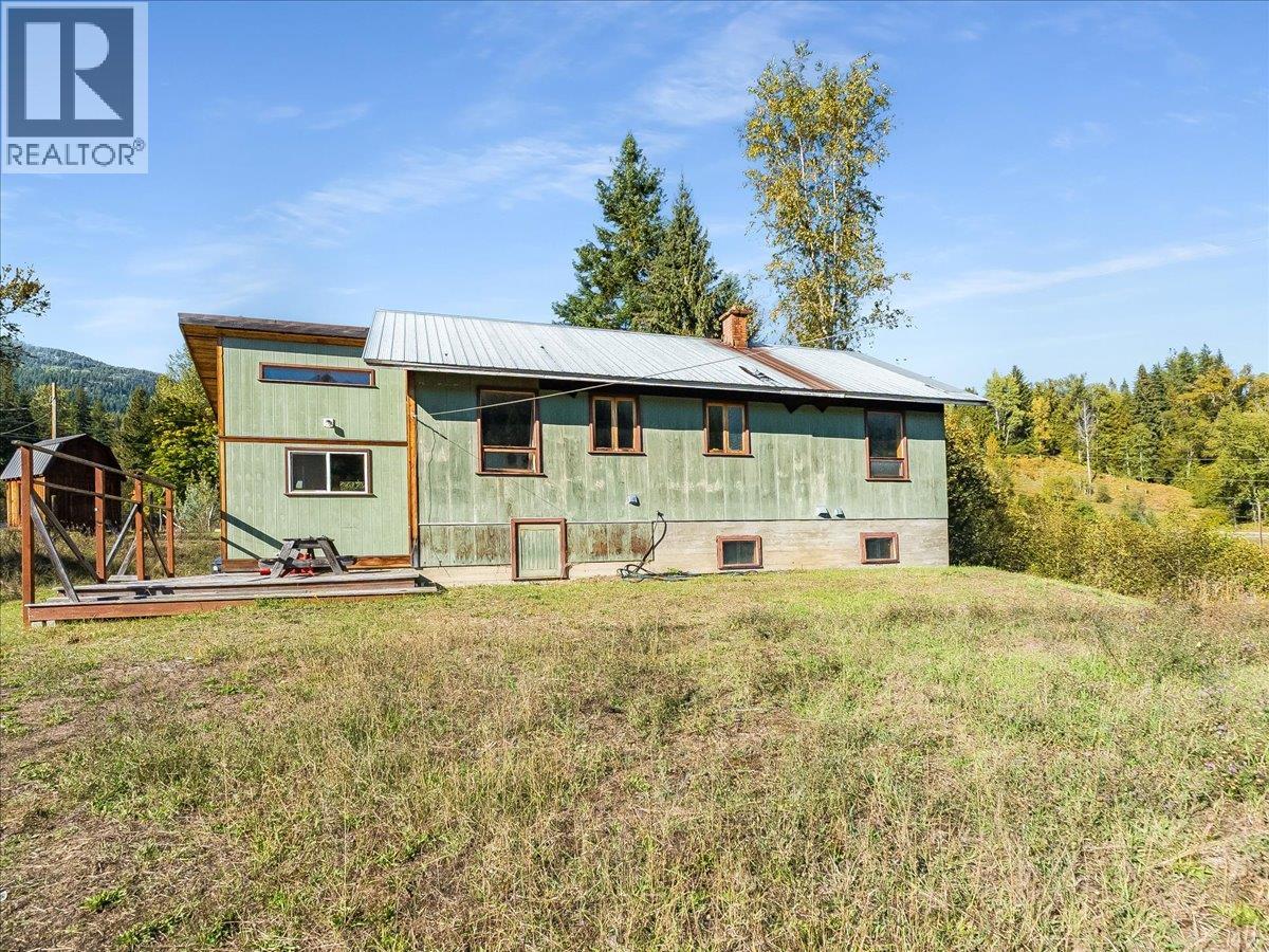 3168 Pass Creek Road, Crescent Valley, British Columbia  V0G 1H0 - Photo 52 - 10401618