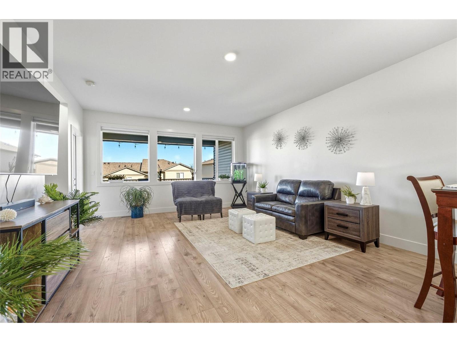 933 Mt Robson Place Unit# 25, Vernon, British Columbia  V1B 4G4 - Photo 5 - 10401689