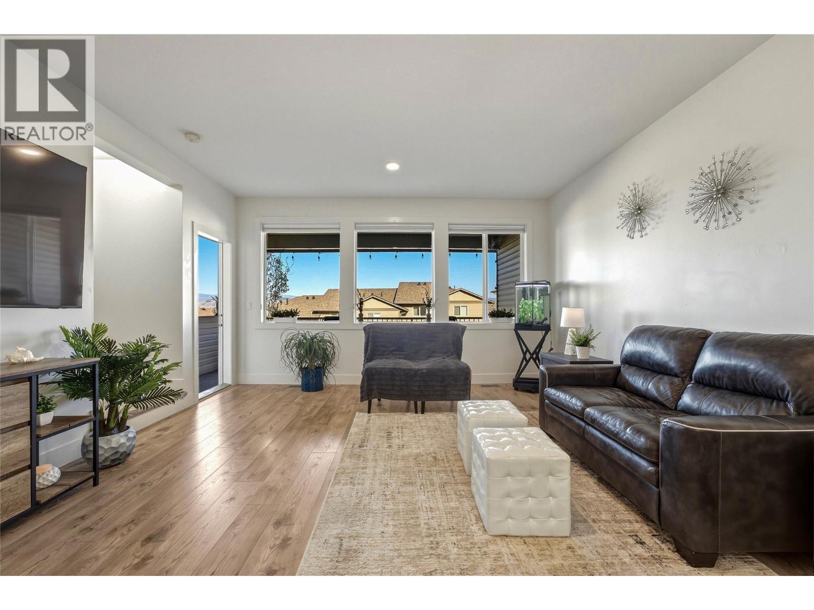 933 Mt Robson Place Unit# 25, Vernon, British Columbia  V1B 4G4 - Photo 6 - 10401689