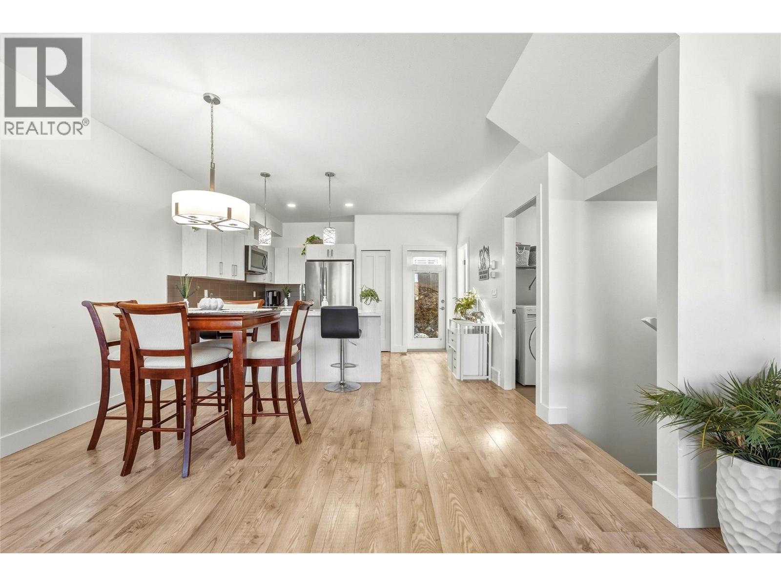 933 Mt Robson Place Unit# 25, Vernon, British Columbia  V1B 4G4 - Photo 8 - 10401689