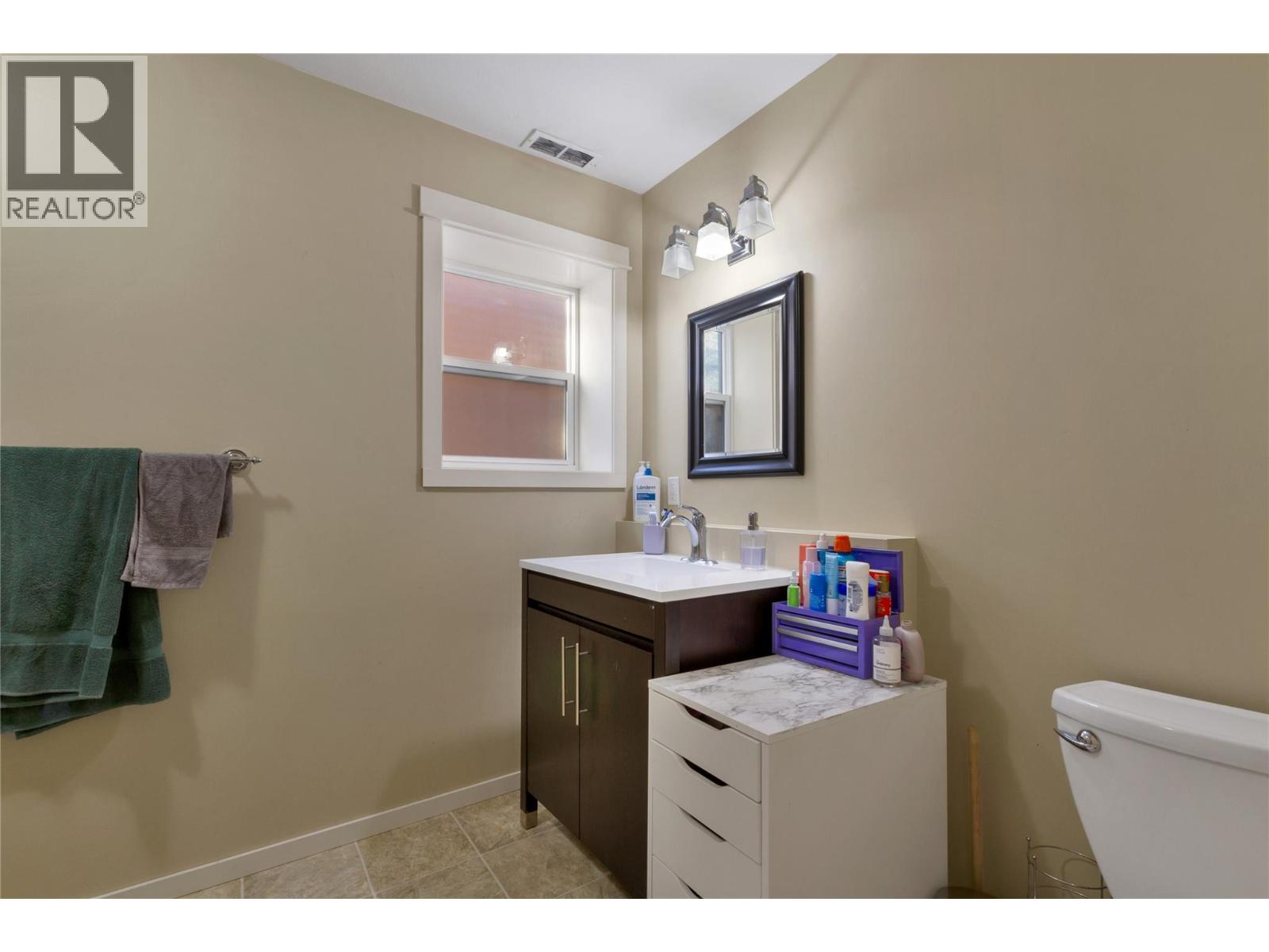 110 Red Rock Crescent, Enderby, British Columbia  V4Y 4B8 - Photo 45 - 10401722