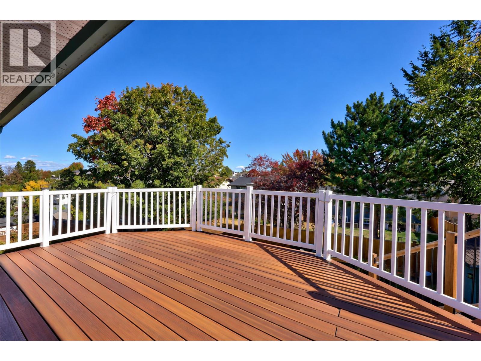 749 Robson Drive, Kamloops, British Columbia  V2E 2G7 - Photo 11 - 10401588