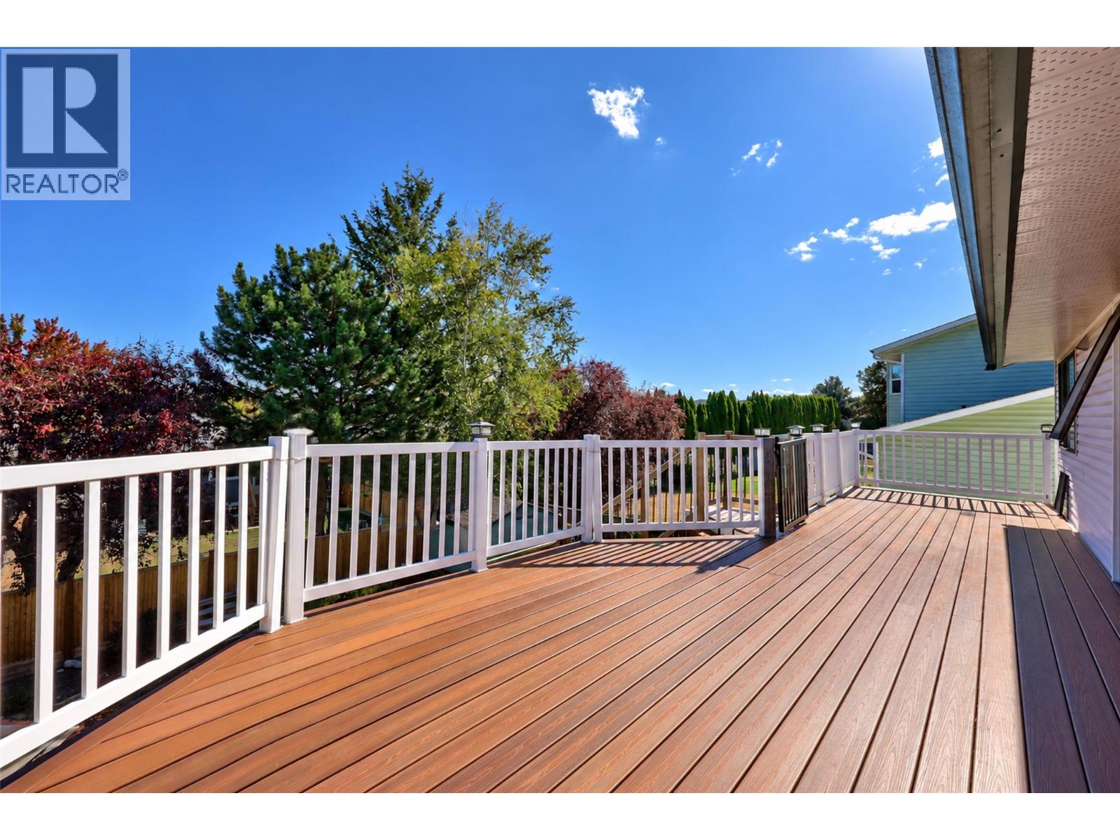 749 Robson Drive, Kamloops, British Columbia  V2E 2G7 - Photo 13 - 10401588