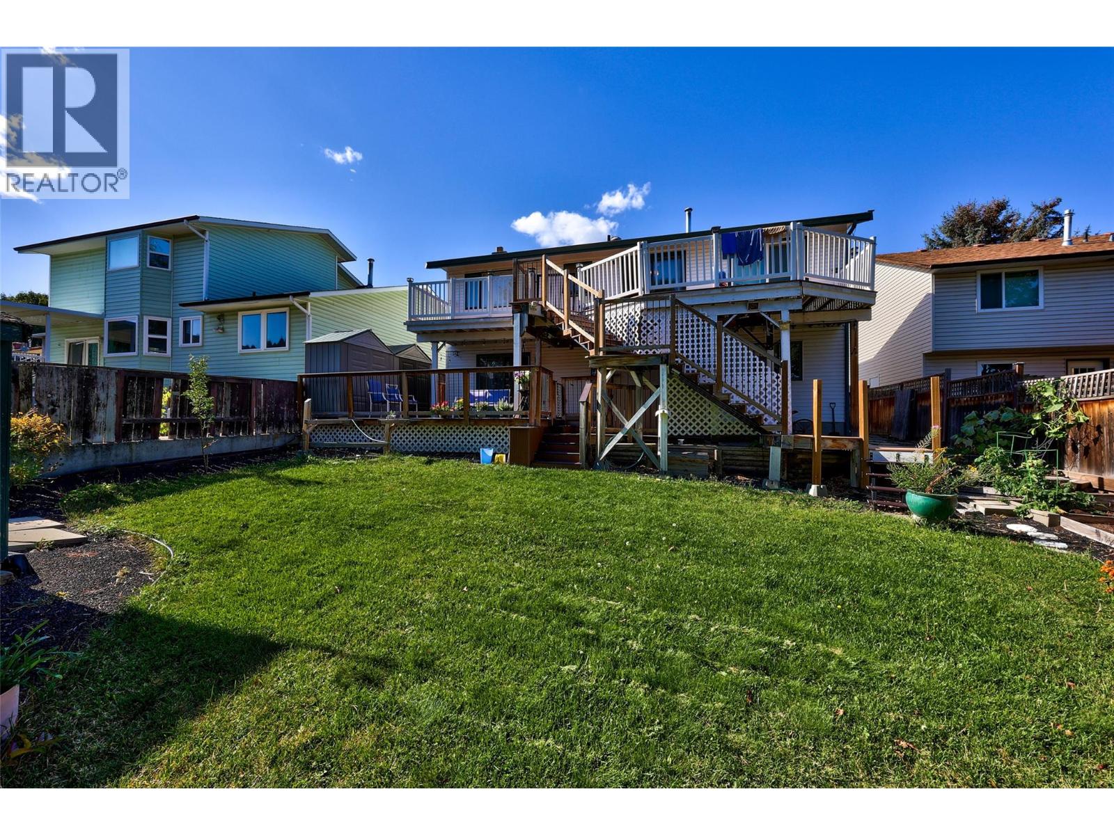749 Robson Drive, Kamloops, British Columbia  V2E 2G7 - Photo 2 - 10401588