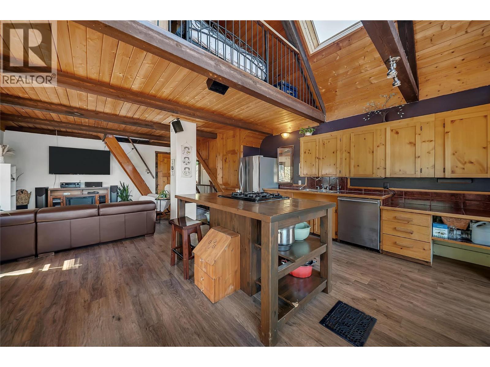 665 Udell Road, Vernon, British Columbia  V1H 2E3 - Photo 14 - 10401714