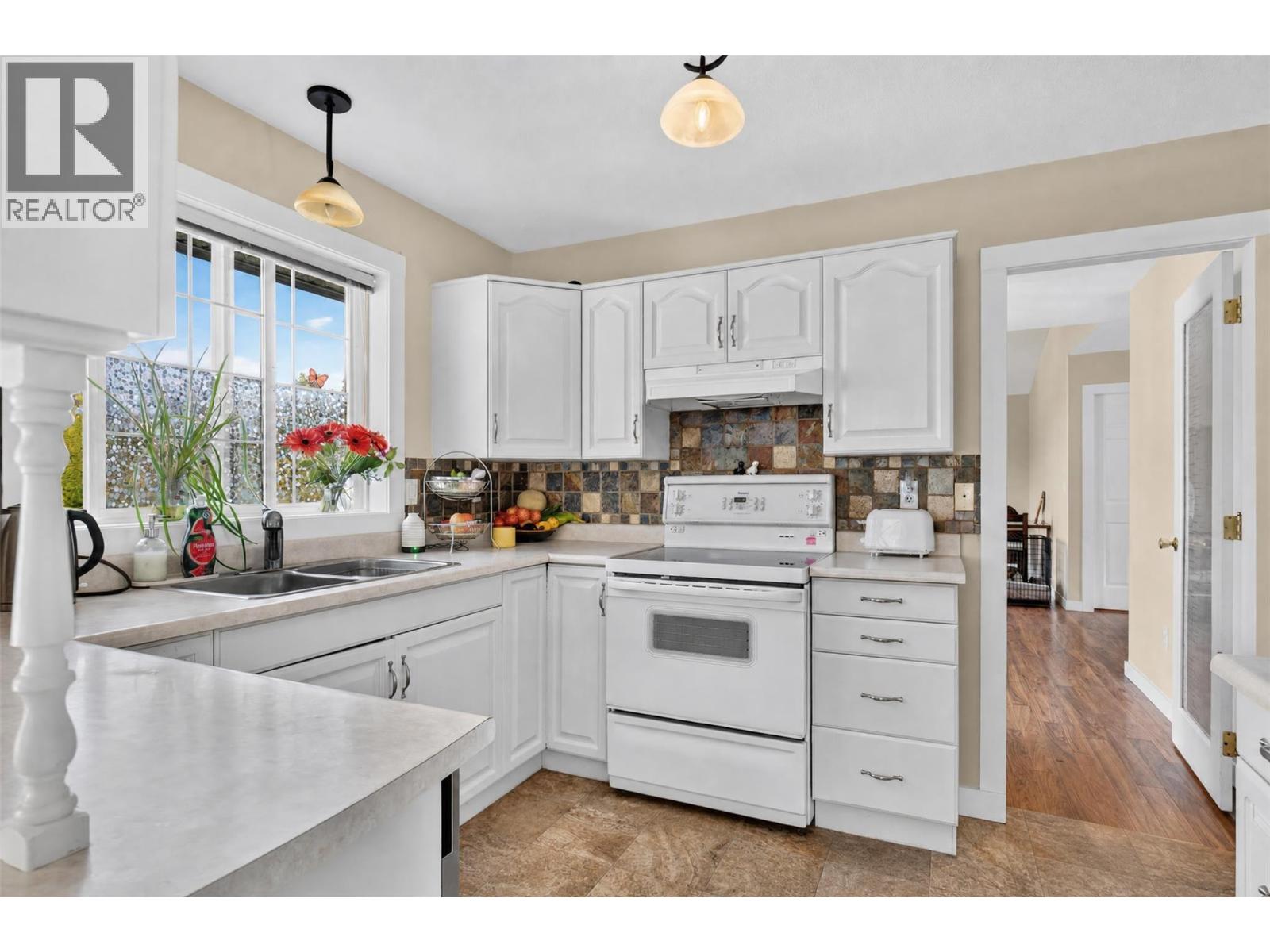 2471 Asquith Court, West Kelowna, British Columbia  V4T 2A0 - Photo 7 - 10401531