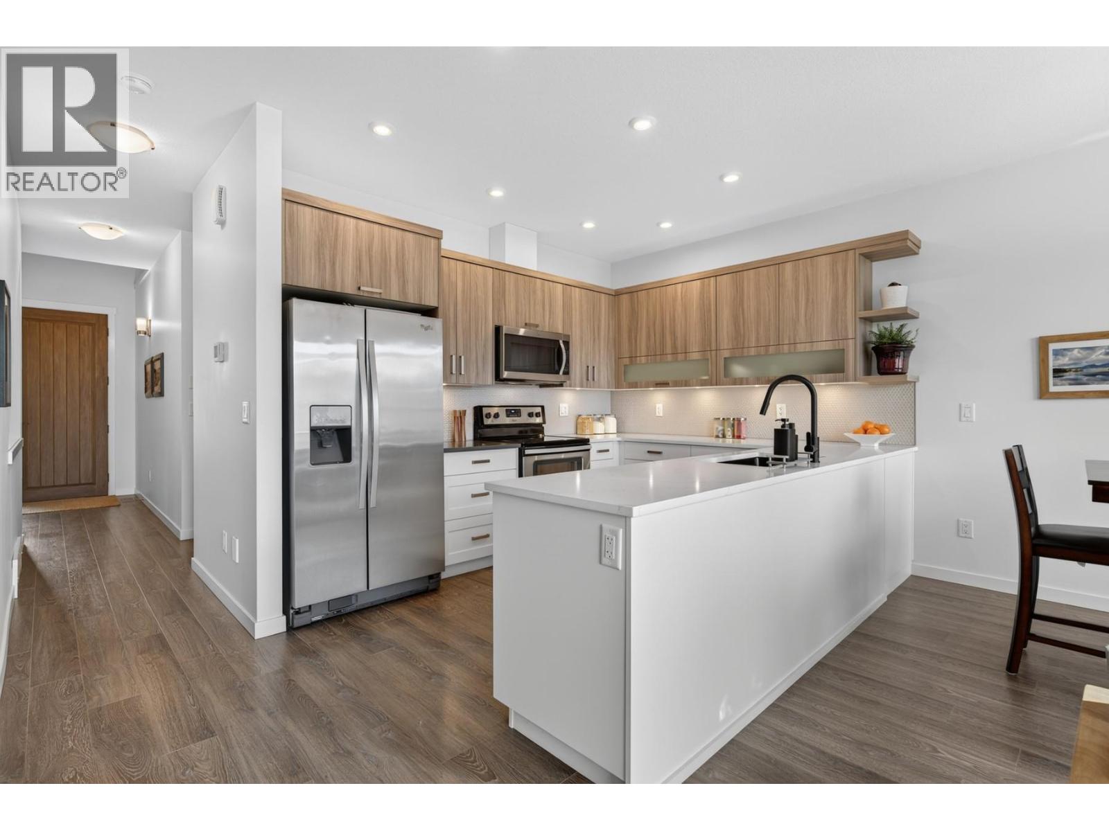312 Belmonte Avenue, Kamloops, British Columbia  V2H 0C6 - Photo 4 - 10401640