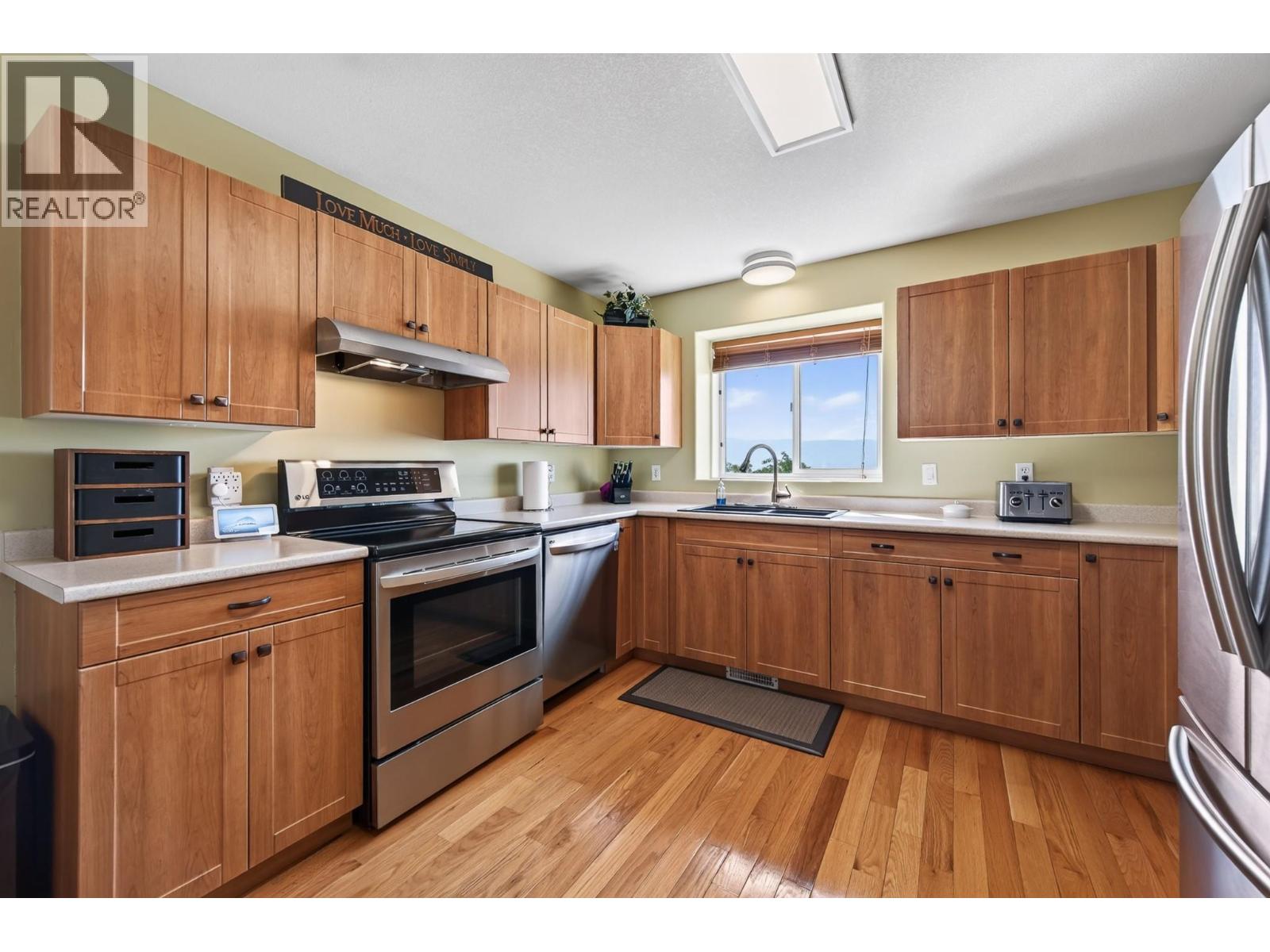 1760 North River Drive, Kamloops, British Columbia  V2B 7N7 - Photo 9 - 10401711
