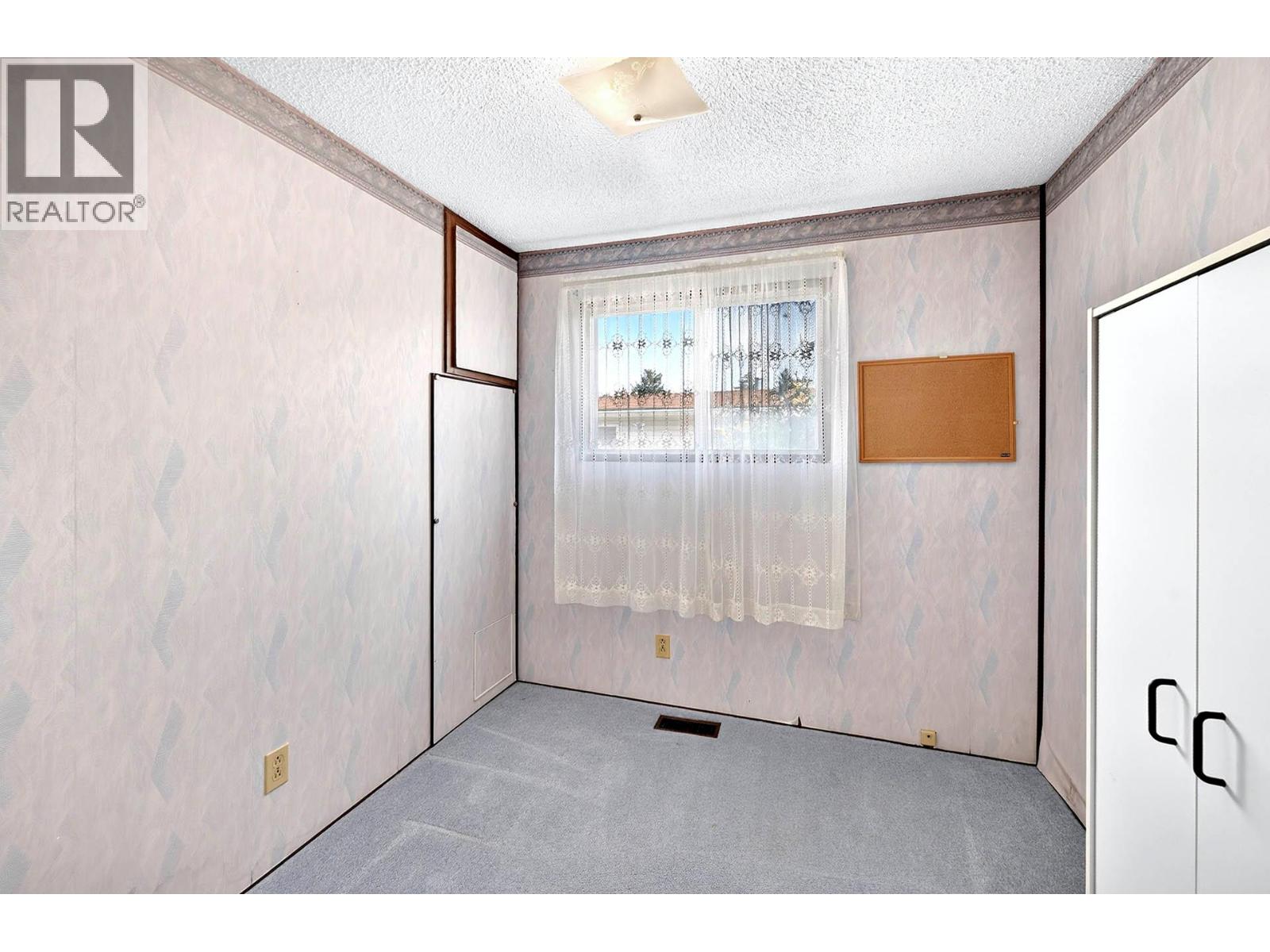15 Mars Drive, Kamloops, British Columbia  V2B 1B3 - Photo 23 - 10401642