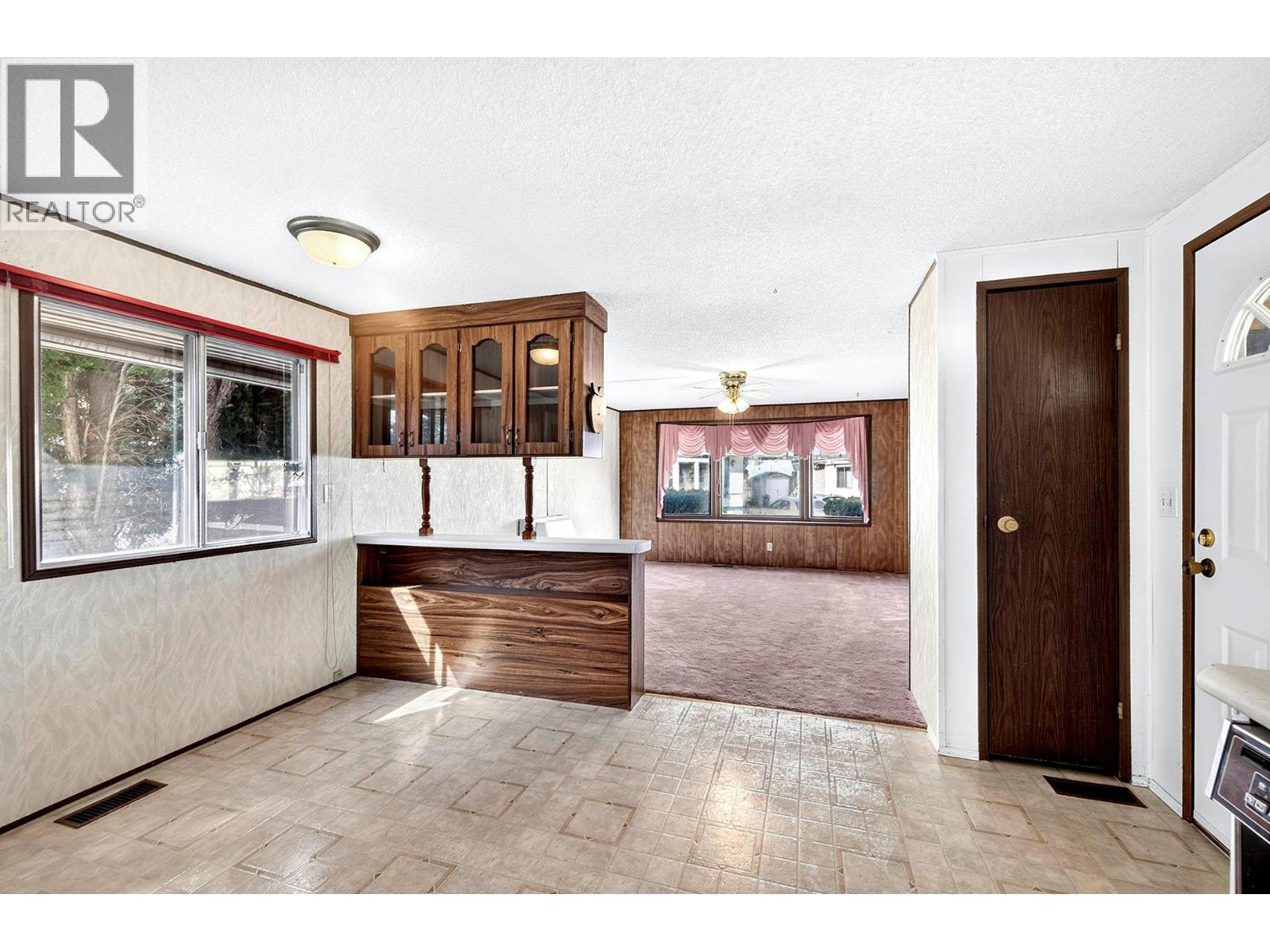 15 Mars Drive, Kamloops, British Columbia  V2B 1B3 - Photo 9 - 10401642