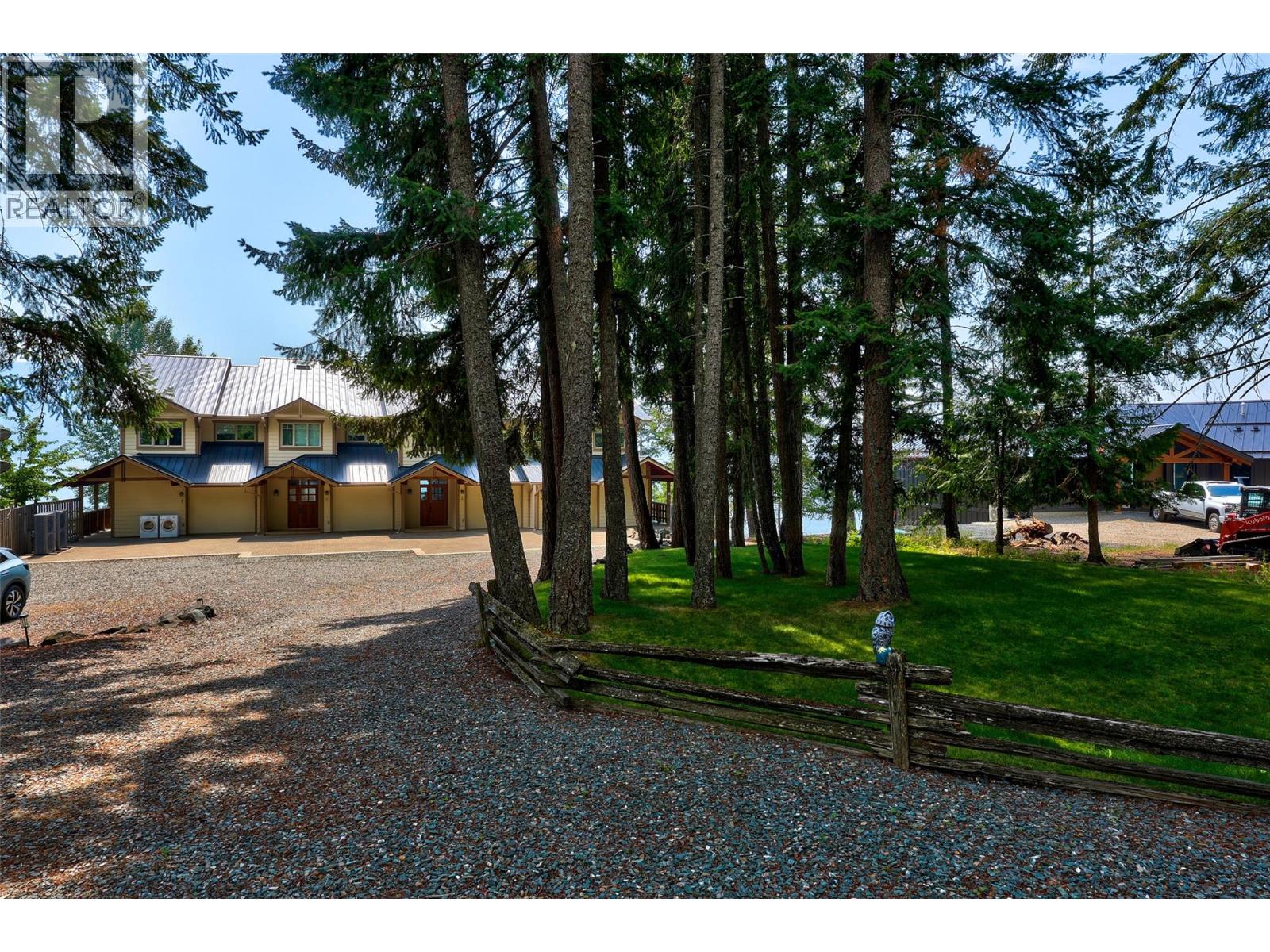 1959 Bristow Road Unit# 3, North Shuswap, British Columbia  V0E 1M6 - Photo 2 - 10395000