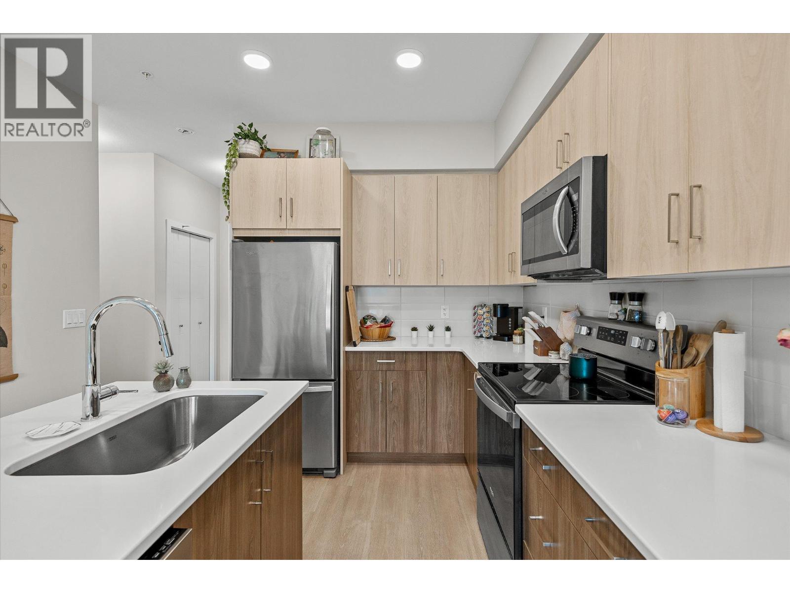2301 Carrington Road Unit# 203, West Kelowna, British Columbia  V4T 3K8 - Photo 8 - 10401770