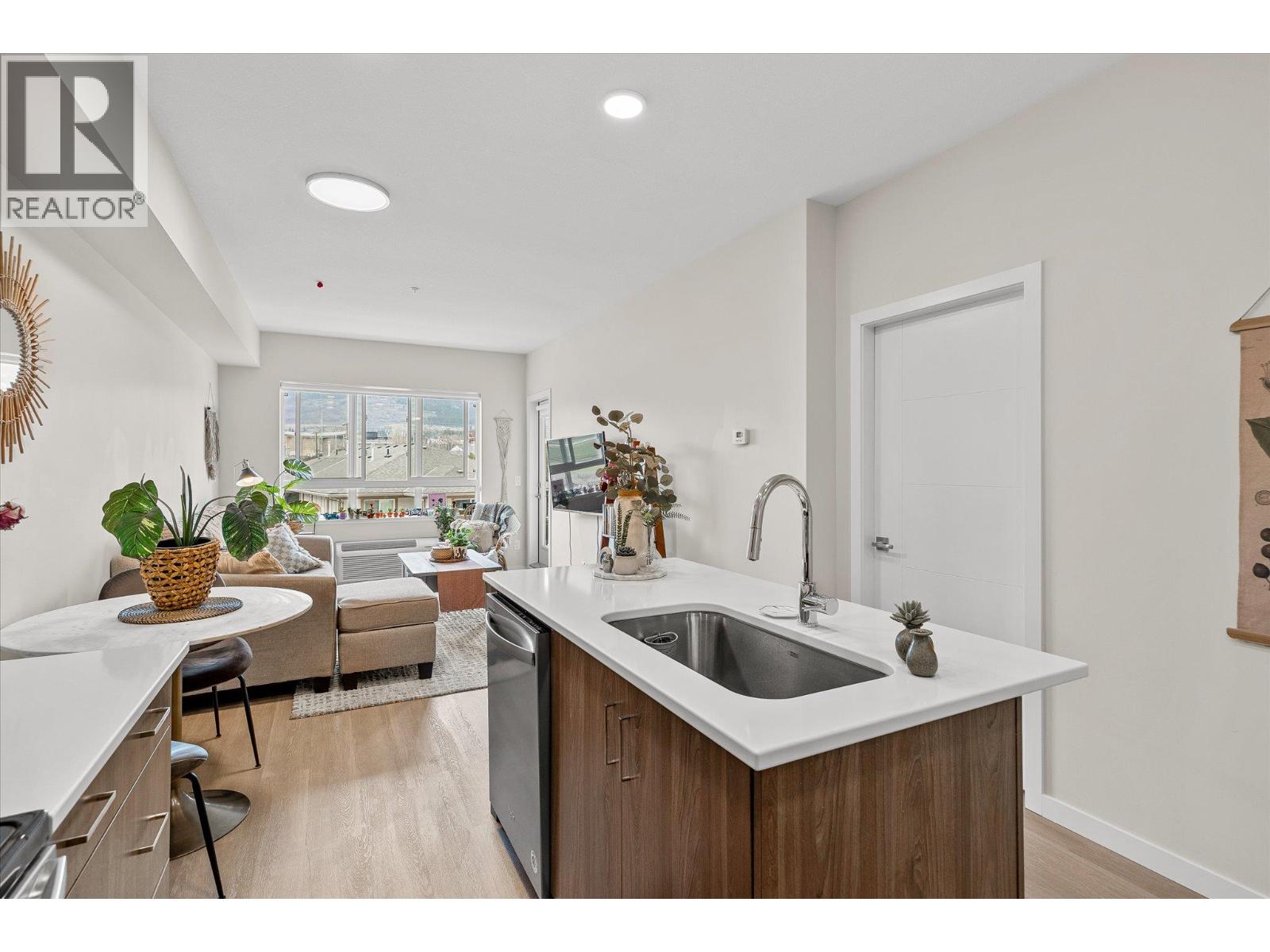 2301 Carrington Road Unit# 203, West Kelowna, British Columbia  V4T 3K8 - Photo 9 - 10401770