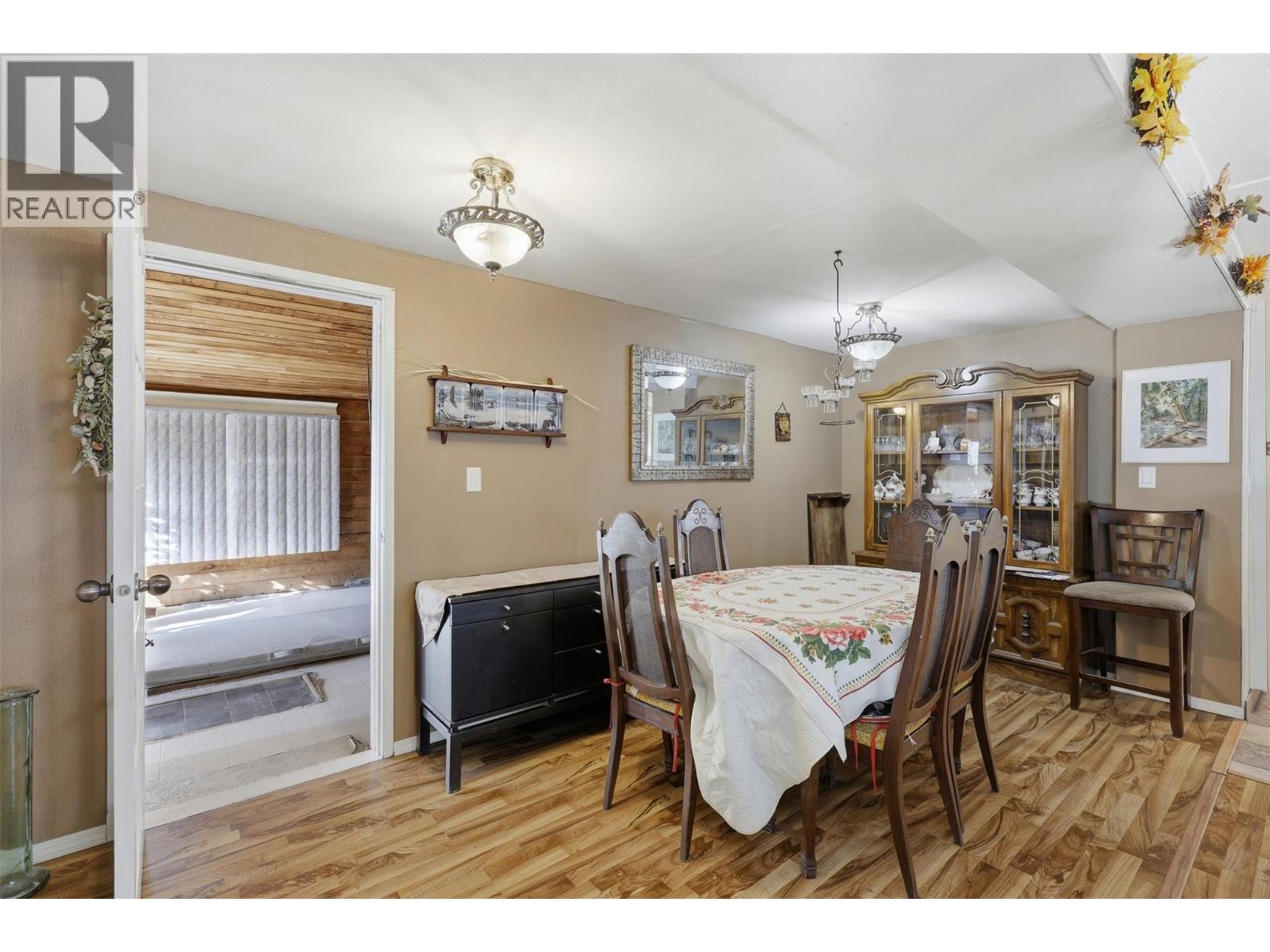 749 Klahanie Drive, Kamloops, British Columbia  V2C 5R1 - Photo 15 - 10401762
