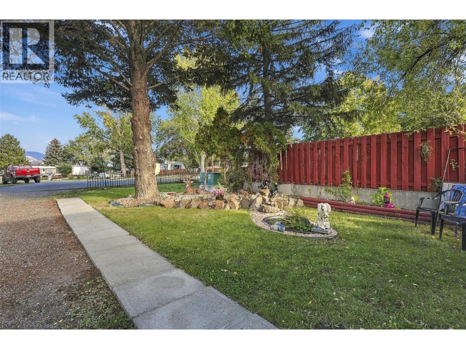749 Klahanie Drive, Kamloops, British Columbia  V2C 5R1 - Photo 5 - 10401762