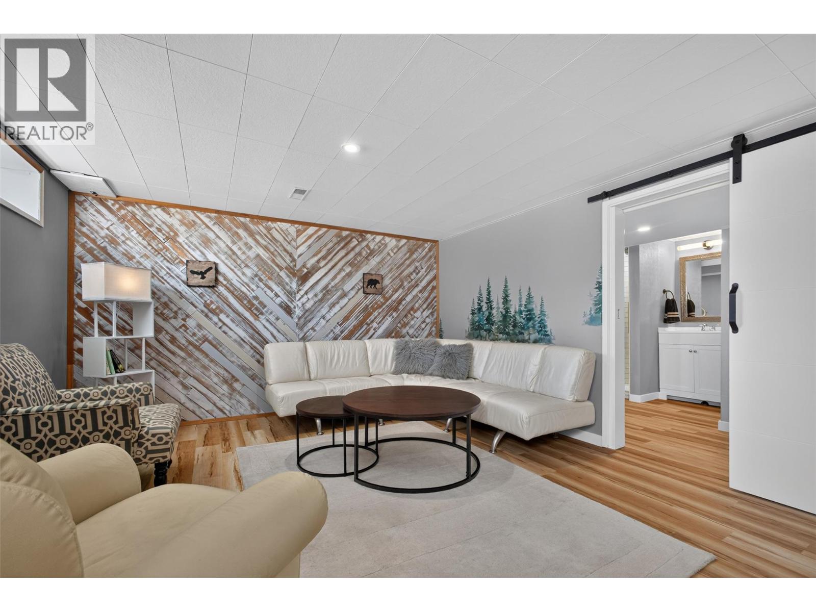 1261 Lawson Avenue, Kelowna, British Columbia  V1Y 6V1 - Photo 29 - 10400817