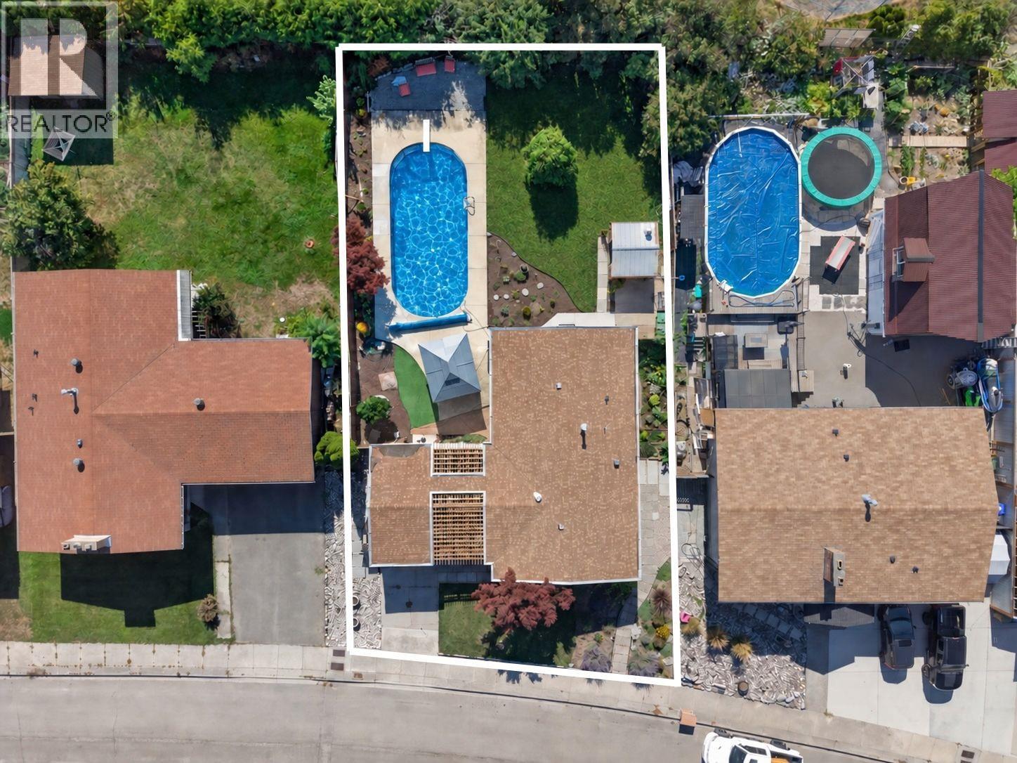 1261 Lawson Avenue, Kelowna, British Columbia  V1Y 6V1 - Photo 37 - 10400817
