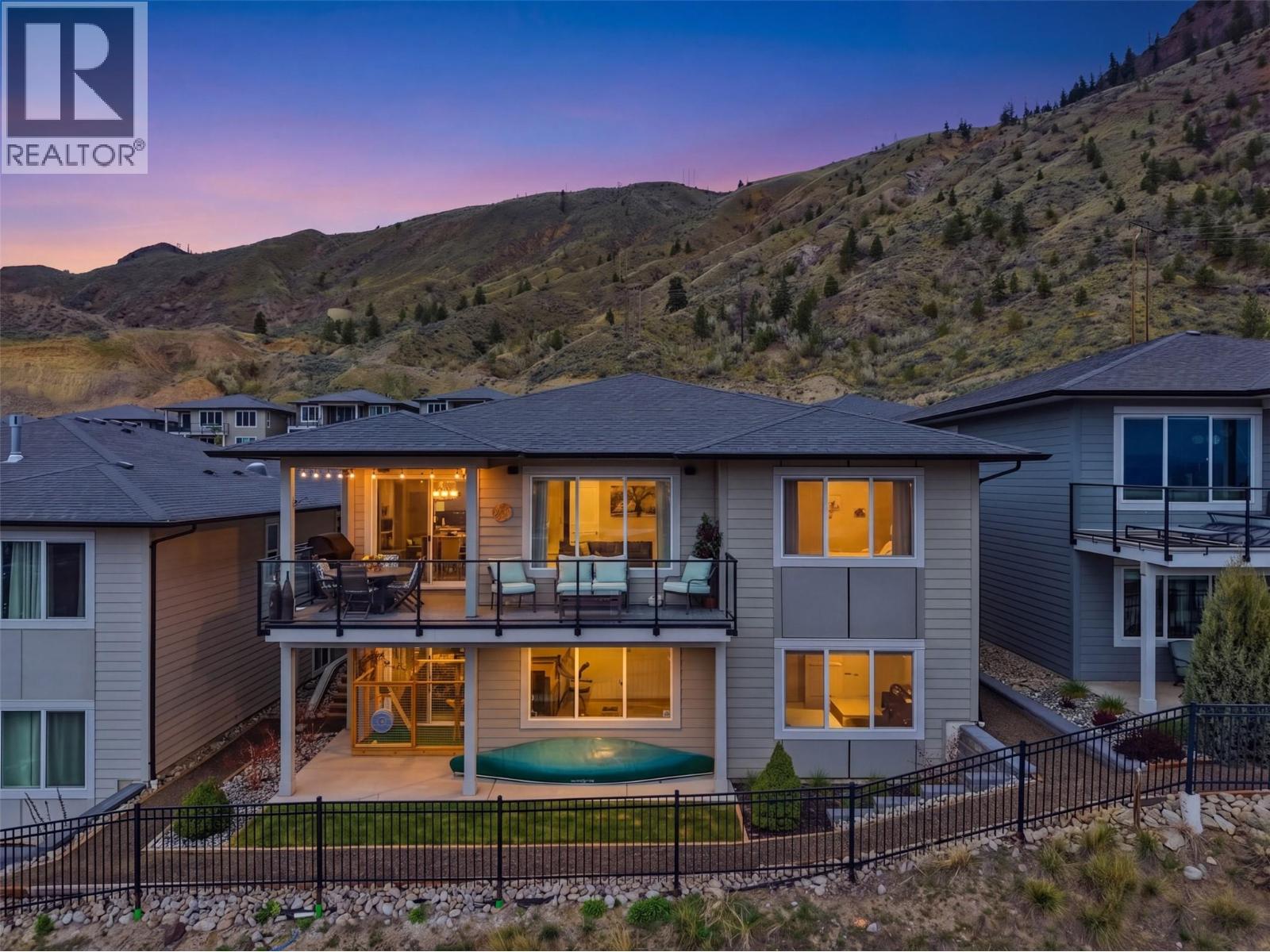 4012 Rio Vista Way, Kamloops, British Columbia  V2H 0E1 - Photo 2 - 10401745