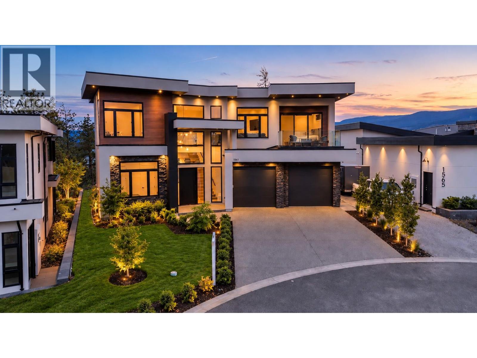 1561 Cabernet Court, West Kelowna, British Columbia  V4T 3B5 - Photo 2 - 10377479