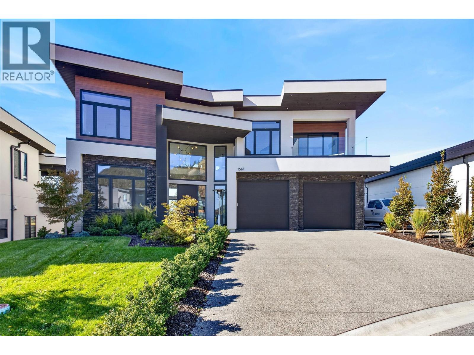 1561 Cabernet Court, West Kelowna, British Columbia  V4T 3B5 - Photo 4 - 10377479