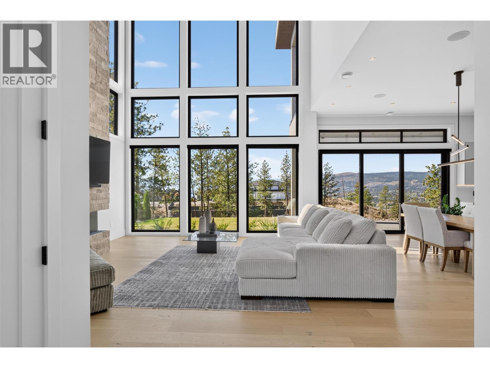 1561 Cabernet Court, West Kelowna, British Columbia  V4T 3B5 - Photo 5 - 10377479