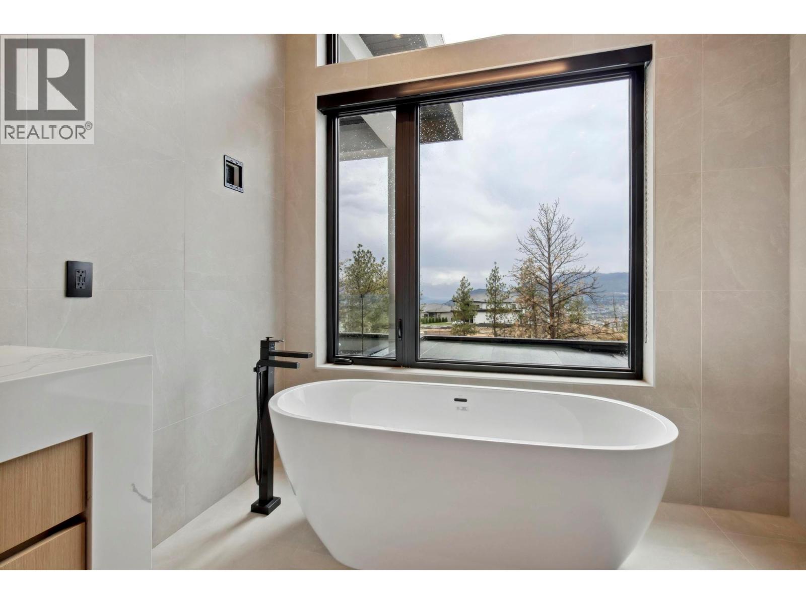 1561 Cabernet Court, West Kelowna, British Columbia  V4T 3B5 - Photo 57 - 10377479