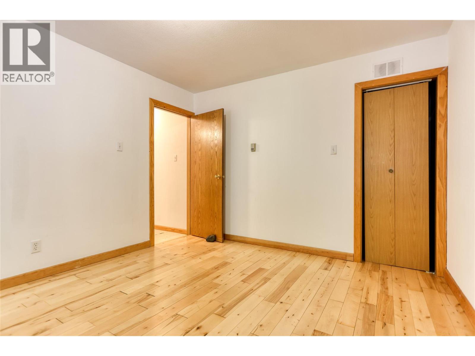 113 Wesco Road, Ymir, British Columbia  V0G 2K0 - Photo 18 - 10401678