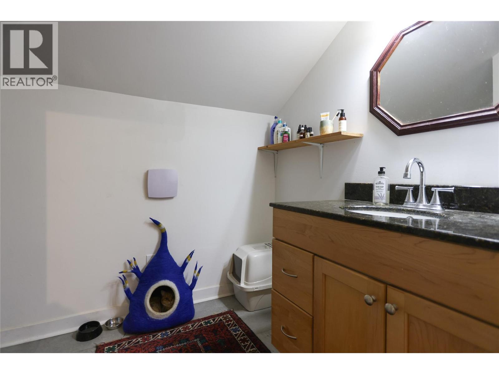 113 Wesco Road, Ymir, British Columbia  V0G 2K0 - Photo 41 - 10401678