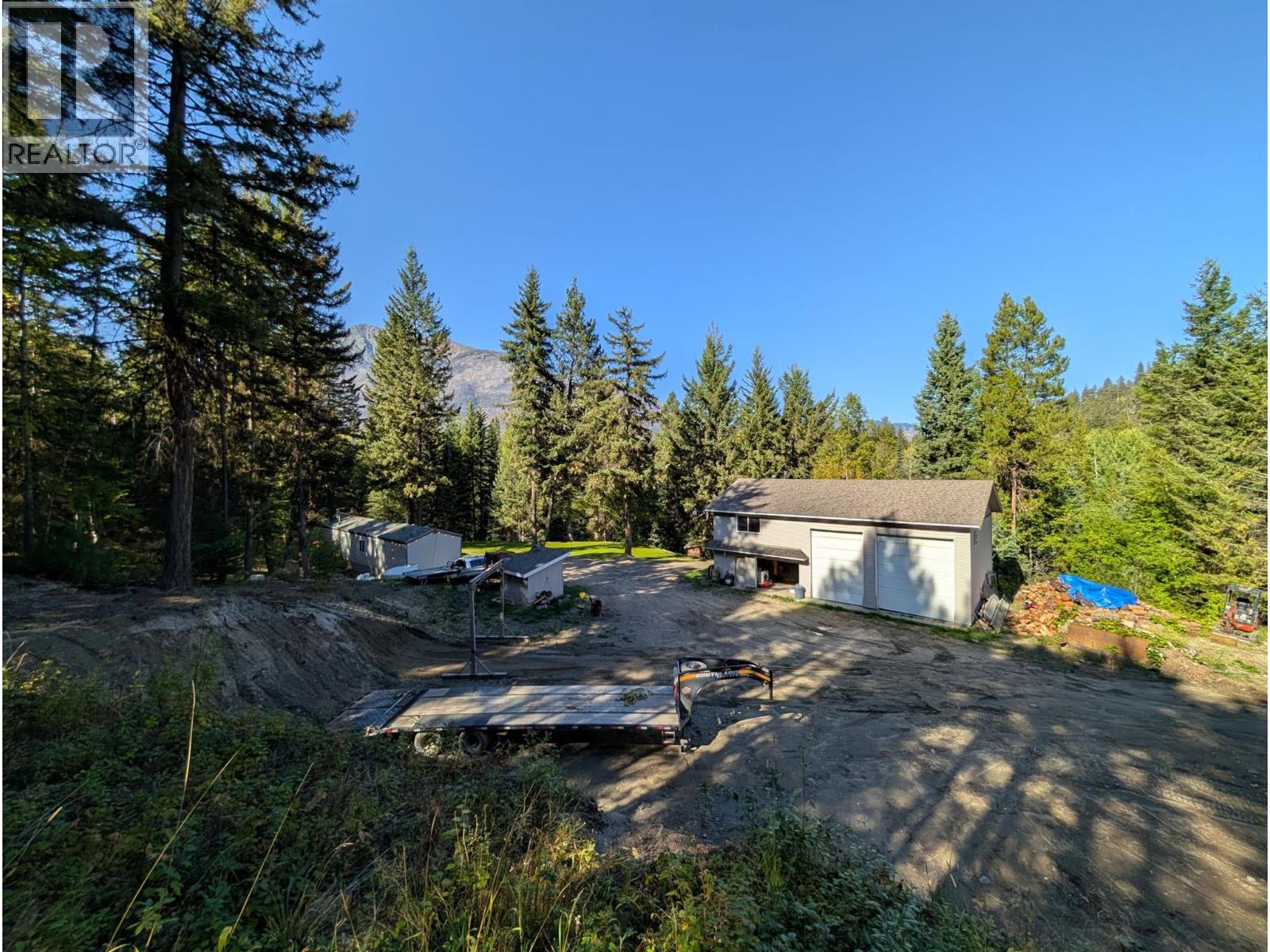 5745 Gun Lake Road W, Gold Bridge, British Columbia  V0K 1P0 - Photo 15 - 10401528