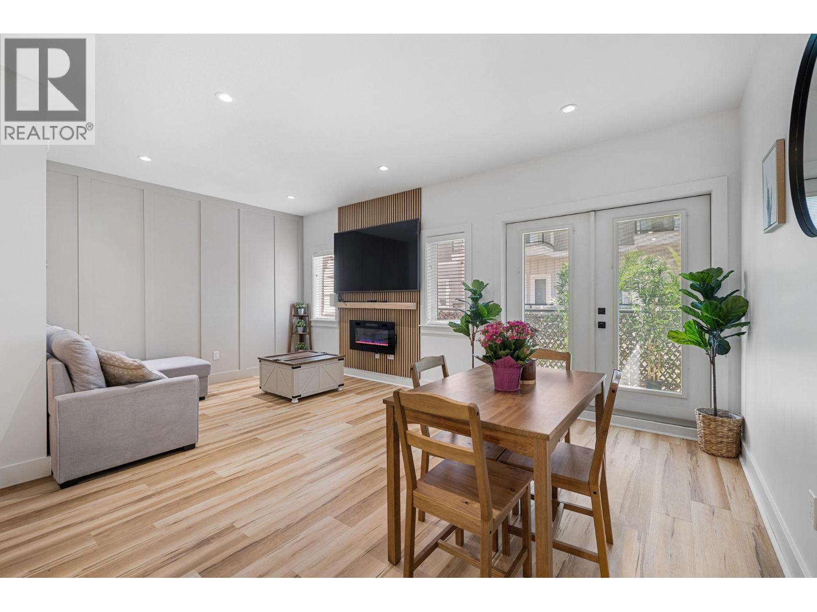 644 Lequime Road Unit# 15, Kelowna, British Columbia  V1W 1A4 - Photo 5 - 10401463