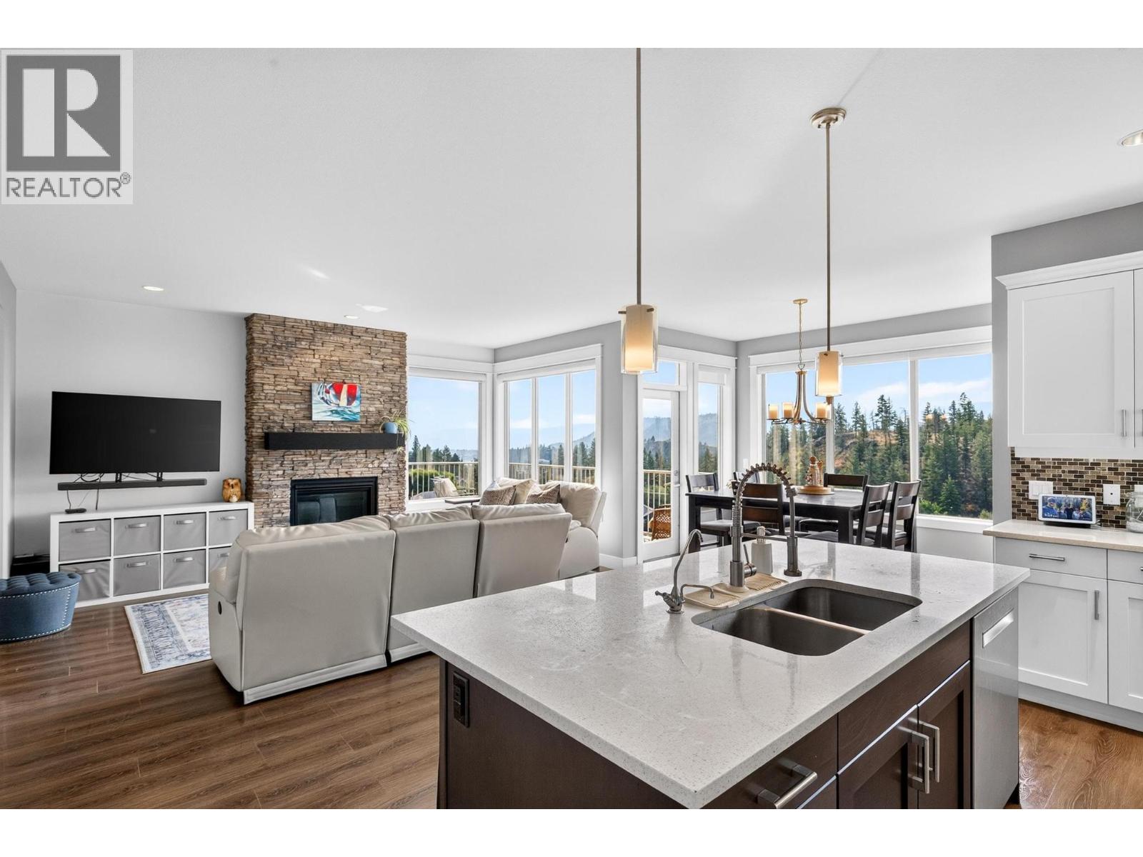2425 Tallus Heights Drive, West Kelowna, British Columbia  V4T 3K4 - Photo 7 - 10401778