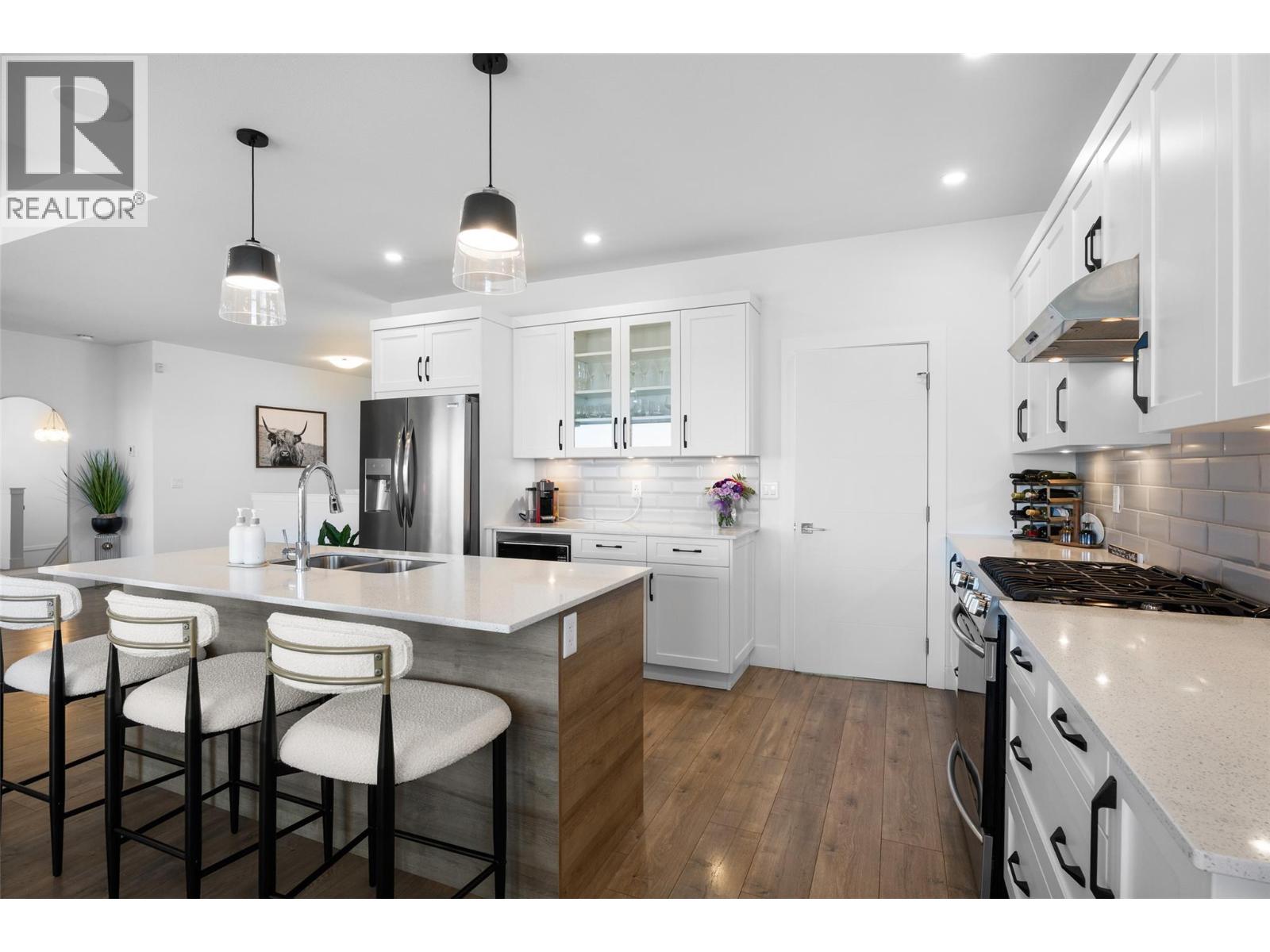 464 Edinburgh Boulevard, Kamloops, British Columbia  V1S 0E6 - Photo 12 - 10401701
