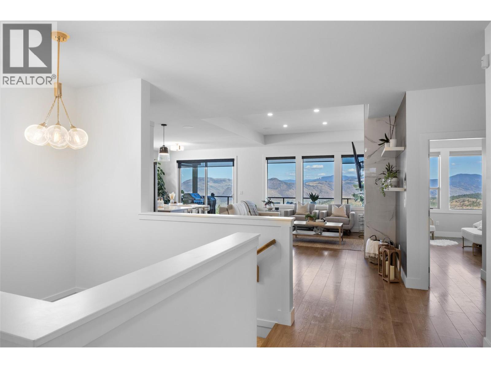464 Edinburgh Boulevard, Kamloops, British Columbia  V1S 0E6 - Photo 4 - 10401701