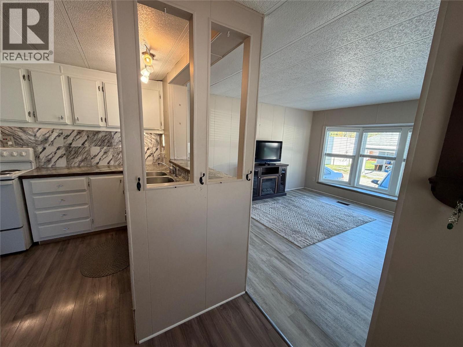 1601 Columbia Avenue Unit# 17, Castlegar, British Columbia  V1N 1J1 - Photo 13 - 10401447