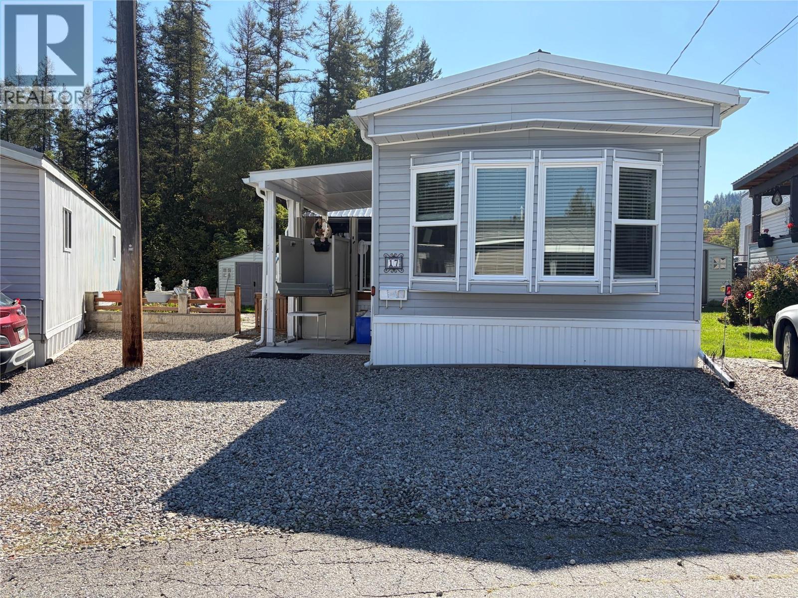 1601 Columbia Avenue Unit# 17, Castlegar, British Columbia  V1N 1J1 - Photo 54 - 10401447