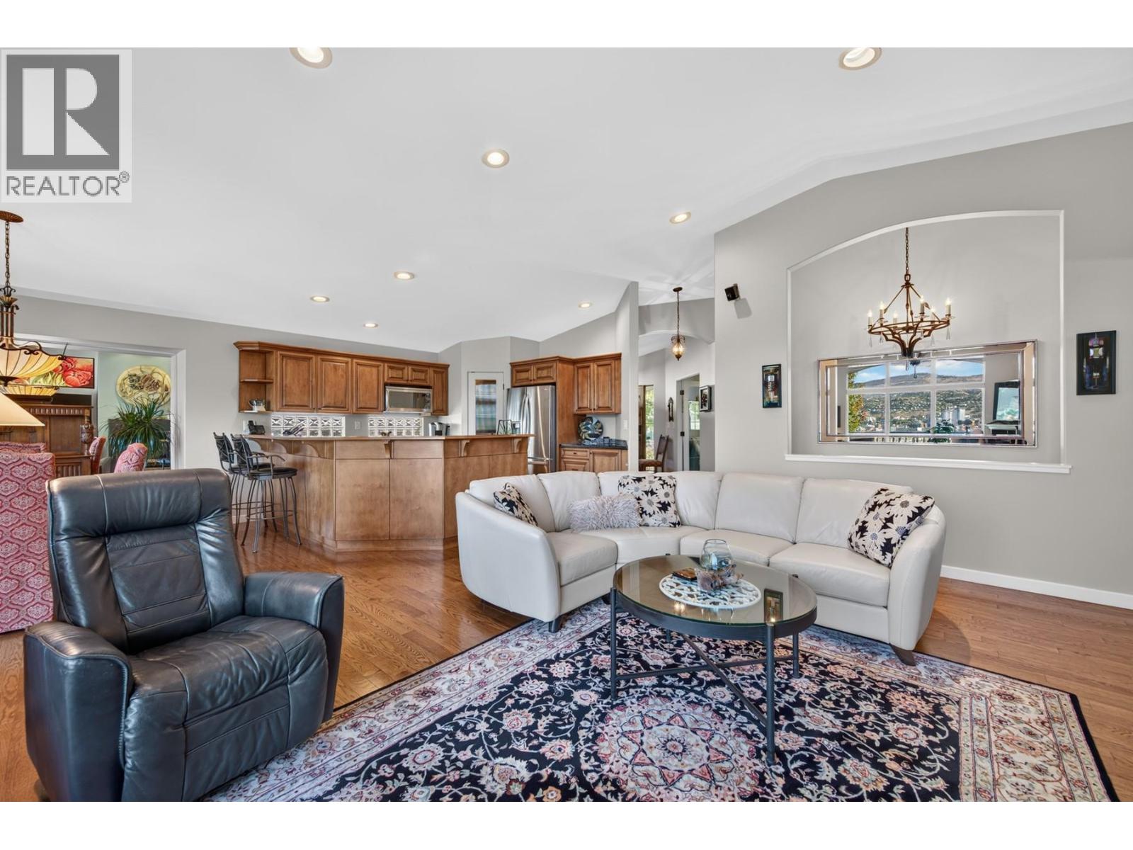 784 Rosewood Crescent, Kamloops, British Columbia  V2H 1S4 - Photo 6 - 10401749