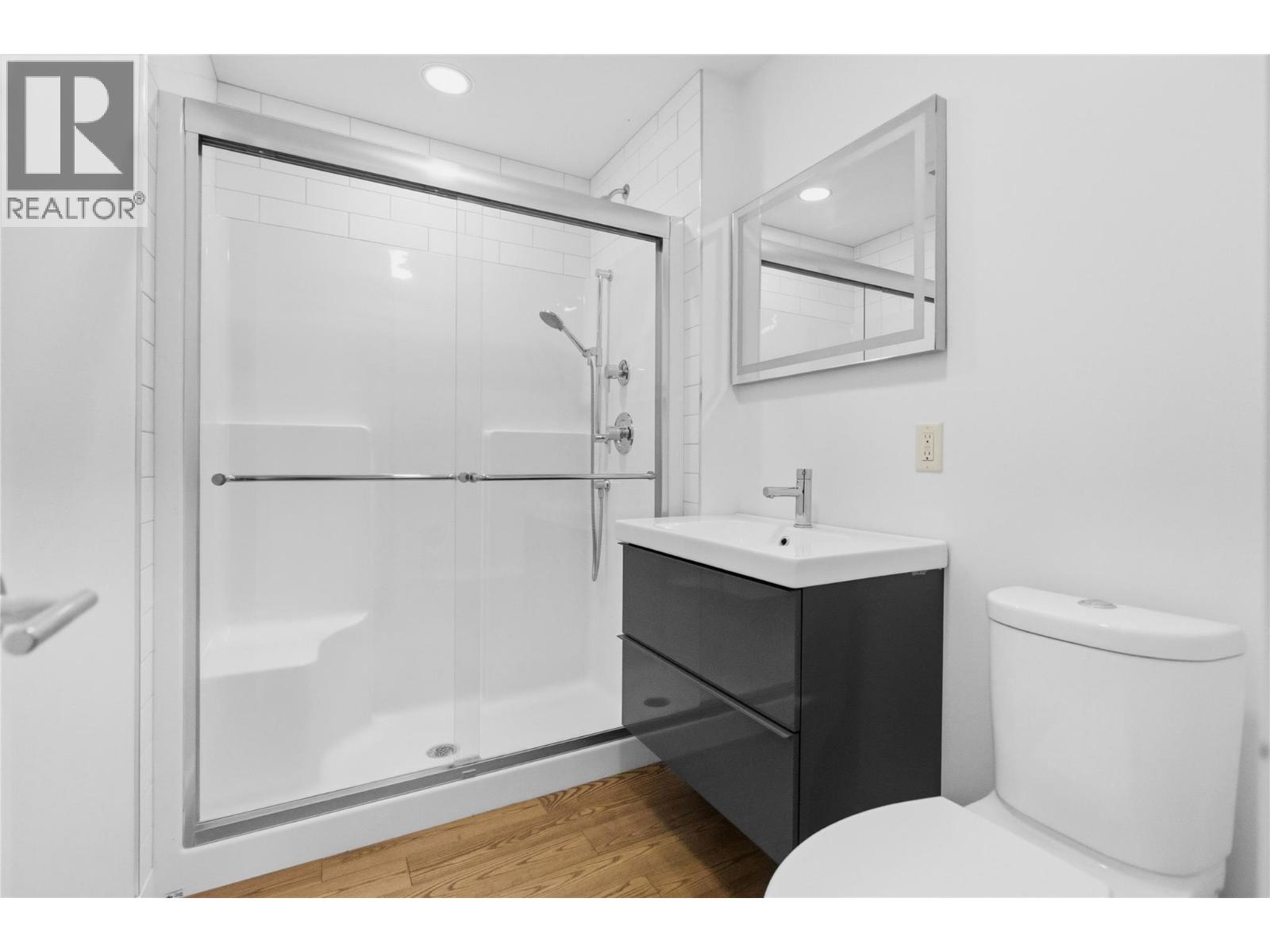 746 Mcmurray Road, Kaleden, British Columbia  V0H 1K0 - Photo 12 - 10401247