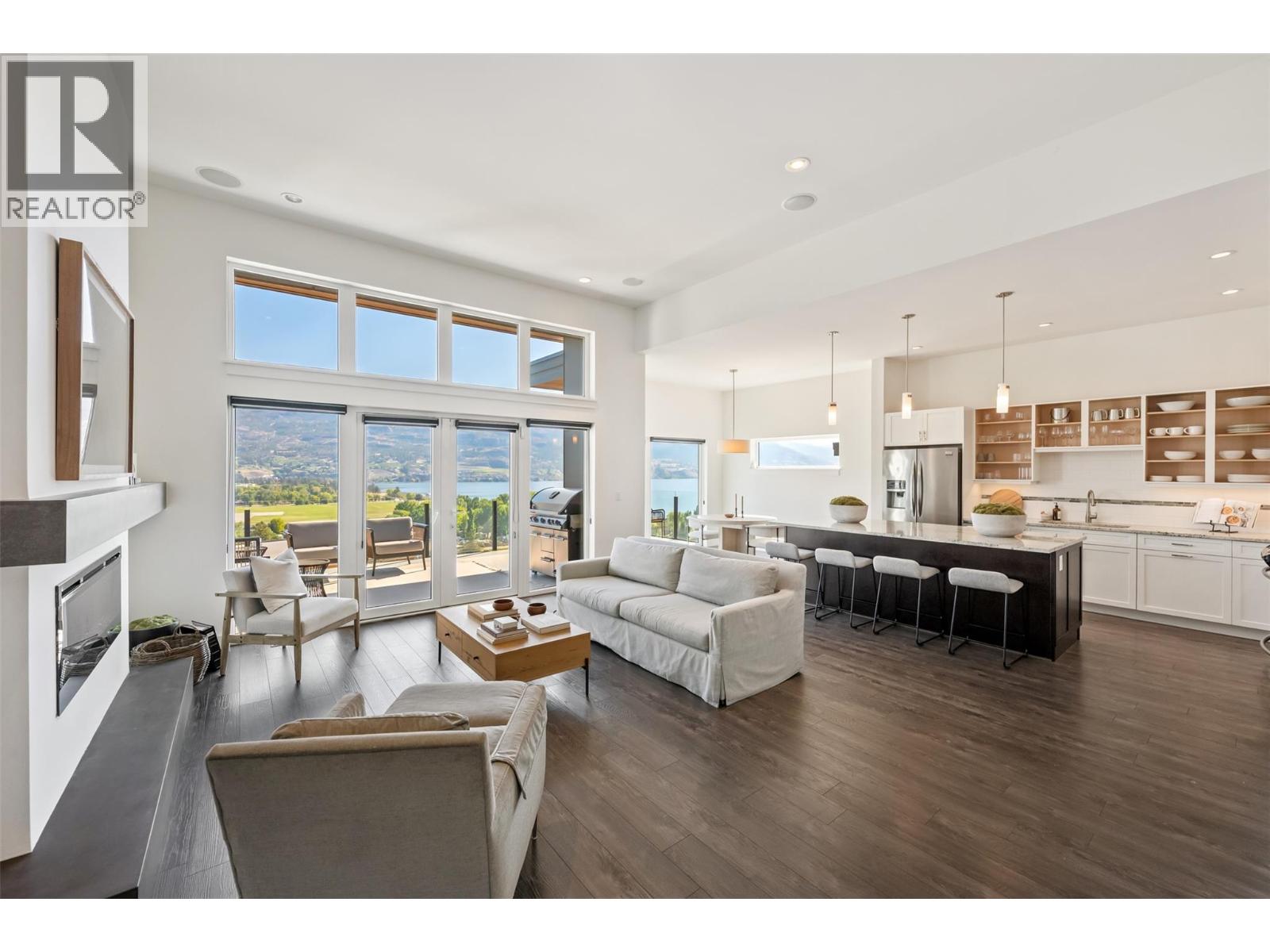 104 View Way, Penticton, British Columbia  V2A 0A6 - Photo 6 - 10401453