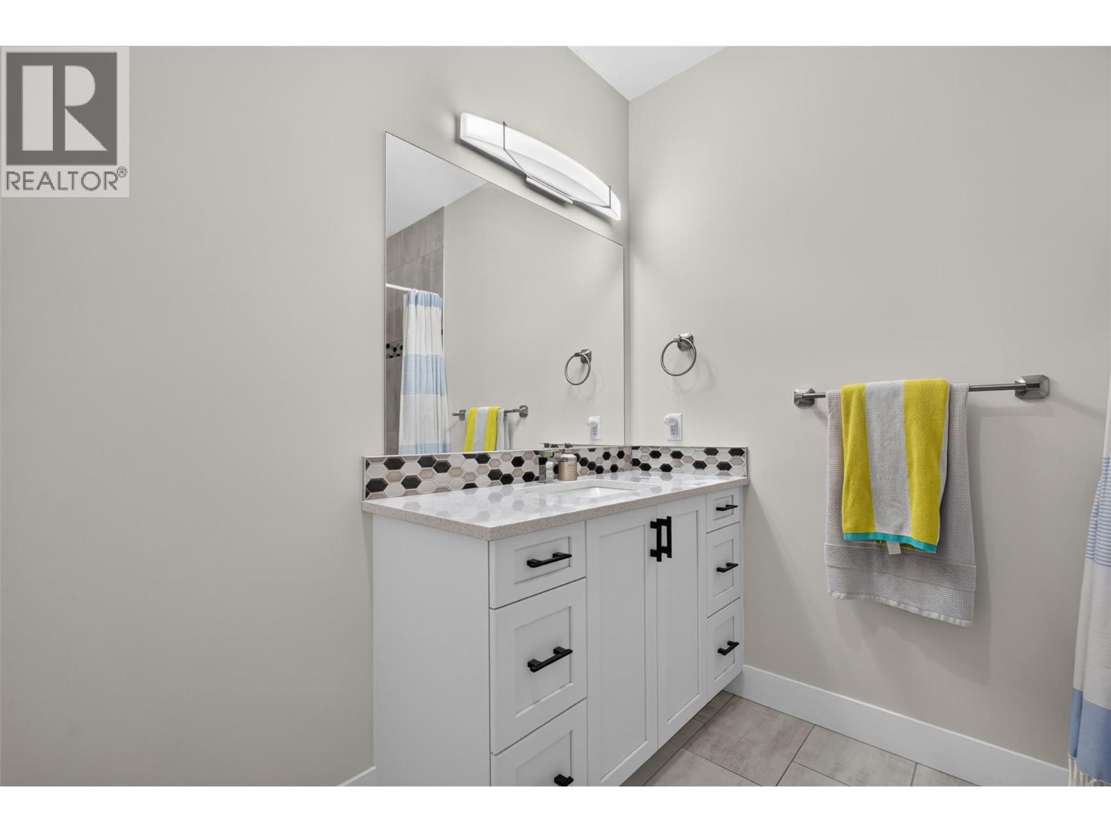 2400 Hawks Boulevard, West Kelowna, British Columbia  V4T 0A7 - Photo 29 - 10401500