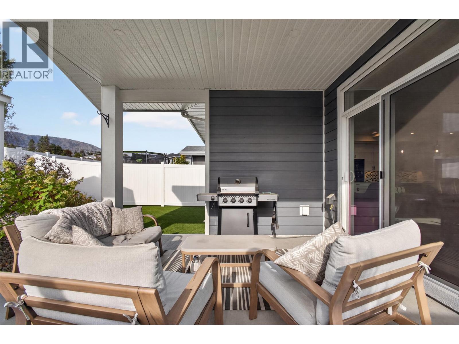 2400 Hawks Boulevard, West Kelowna, British Columbia  V4T 0A7 - Photo 5 - 10401500