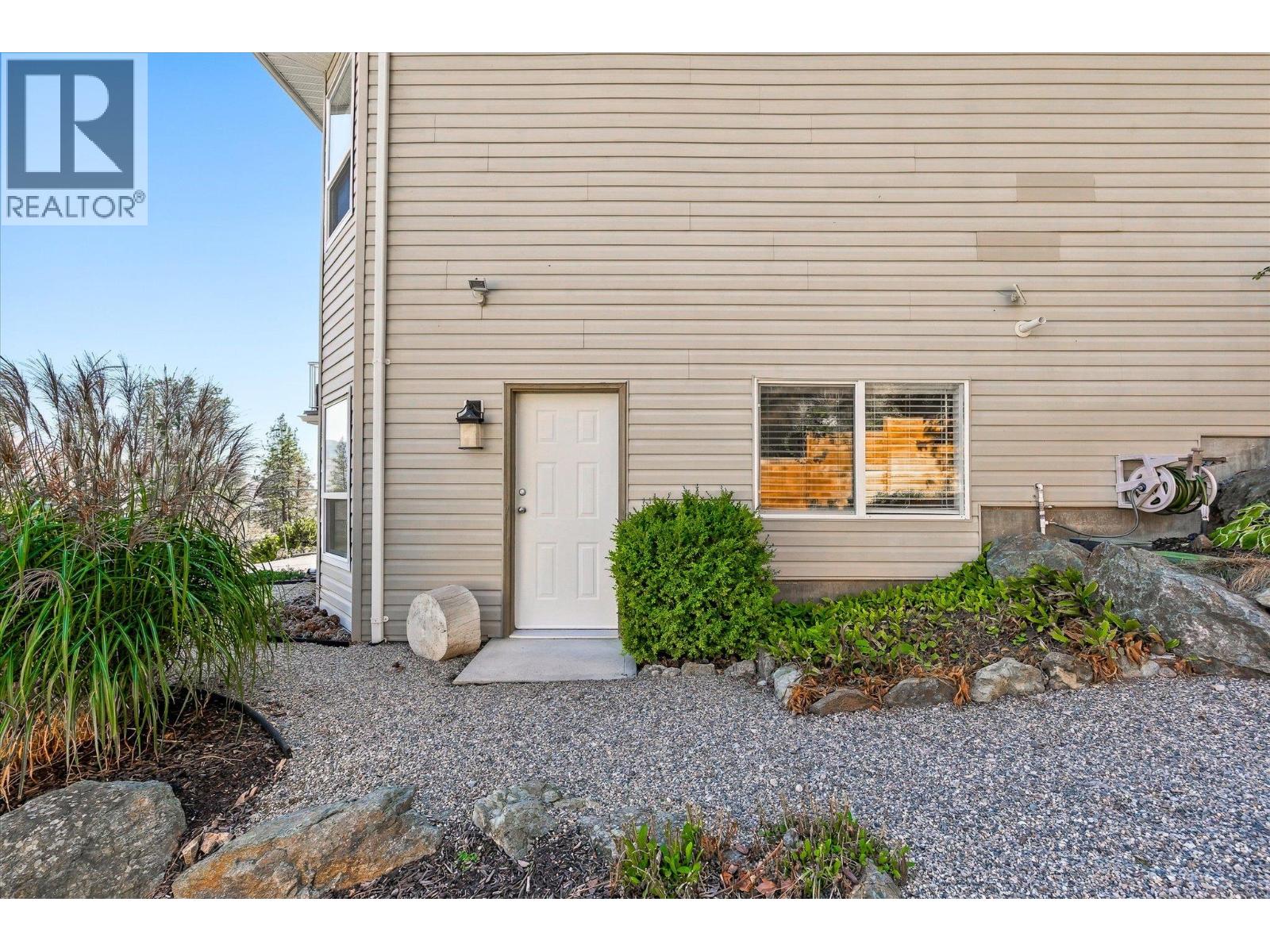 5827 Victoria Street, Peachland, British Columbia  V0H 1X4 - Photo 43 - 10401690