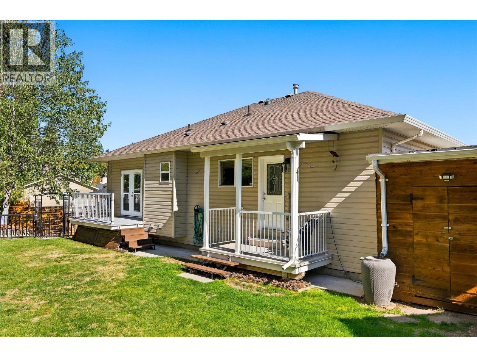 5827 Victoria Street, Peachland, British Columbia  V0H 1X4 - Photo 52 - 10401690