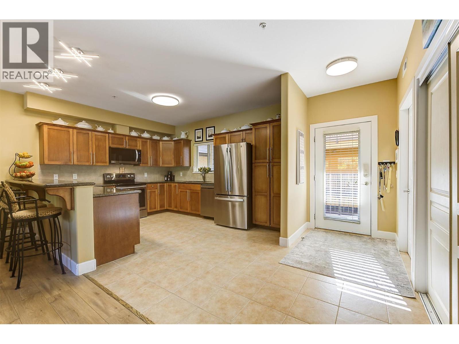 3996 Beach Avenue Unit# 236, Peachland, British Columbia  V0H 1X1 - Photo 8 - 10401573