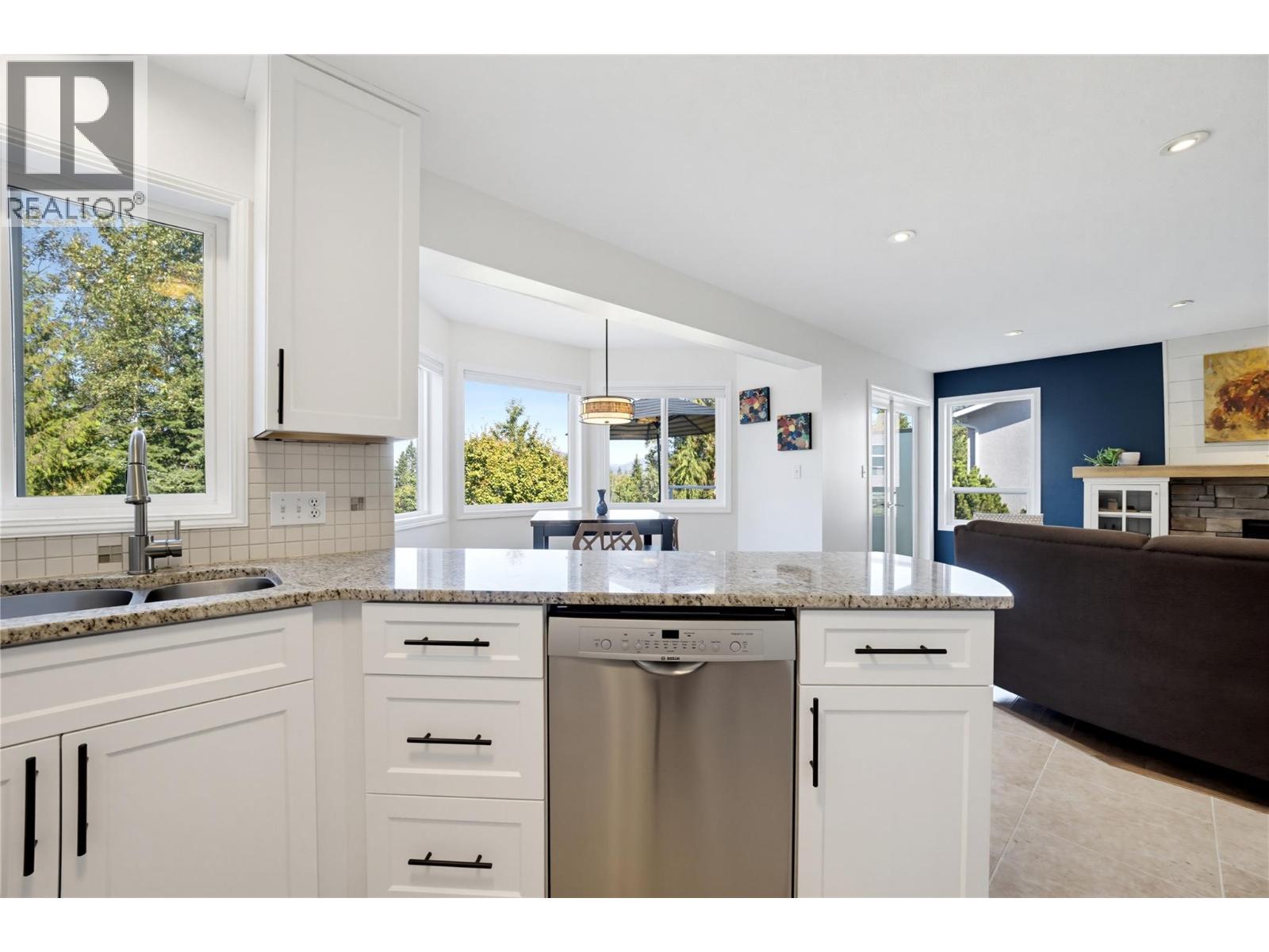 1681 18 Avenue Se, Salmon Arm, British Columbia  V1E 2M9 - Photo 13 - 10401751